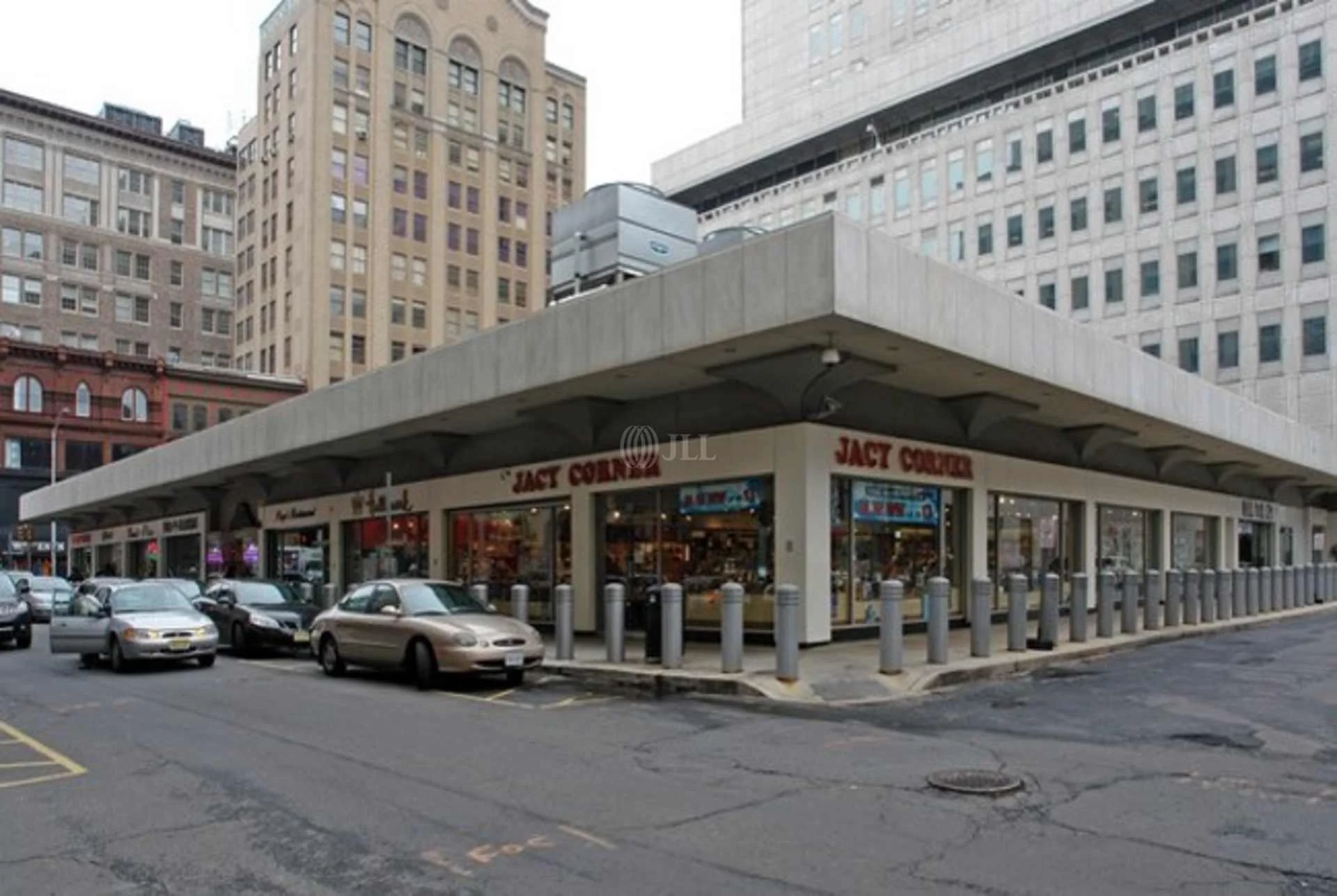 Prudential Plaza Retail — Lease in Newark, NJ, photo 7 of 8