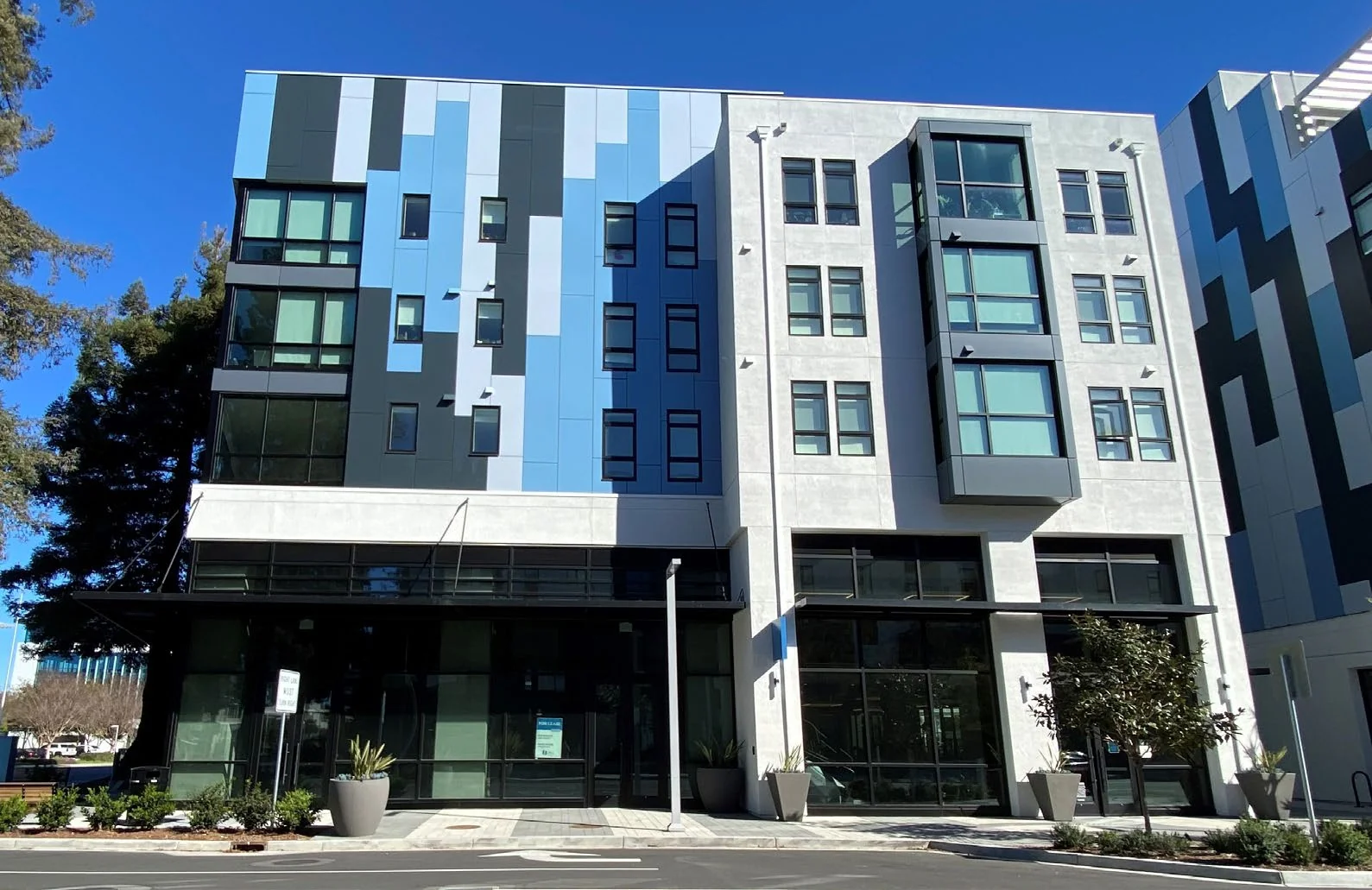 Savoy - Retail — Lease in Sunnyvale, CA, photo 1 of 4