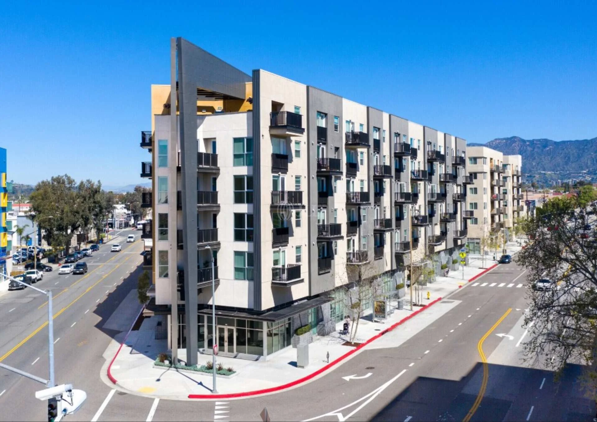 Camden Apartments Glendale - photo 10 - Glendale, CA