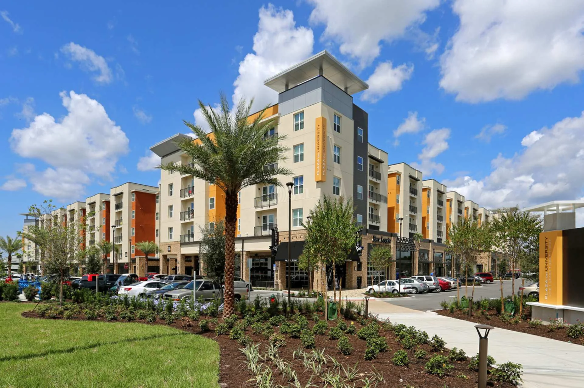 Plaza On University — Lease in Orlando, FL, photo 5 of 8