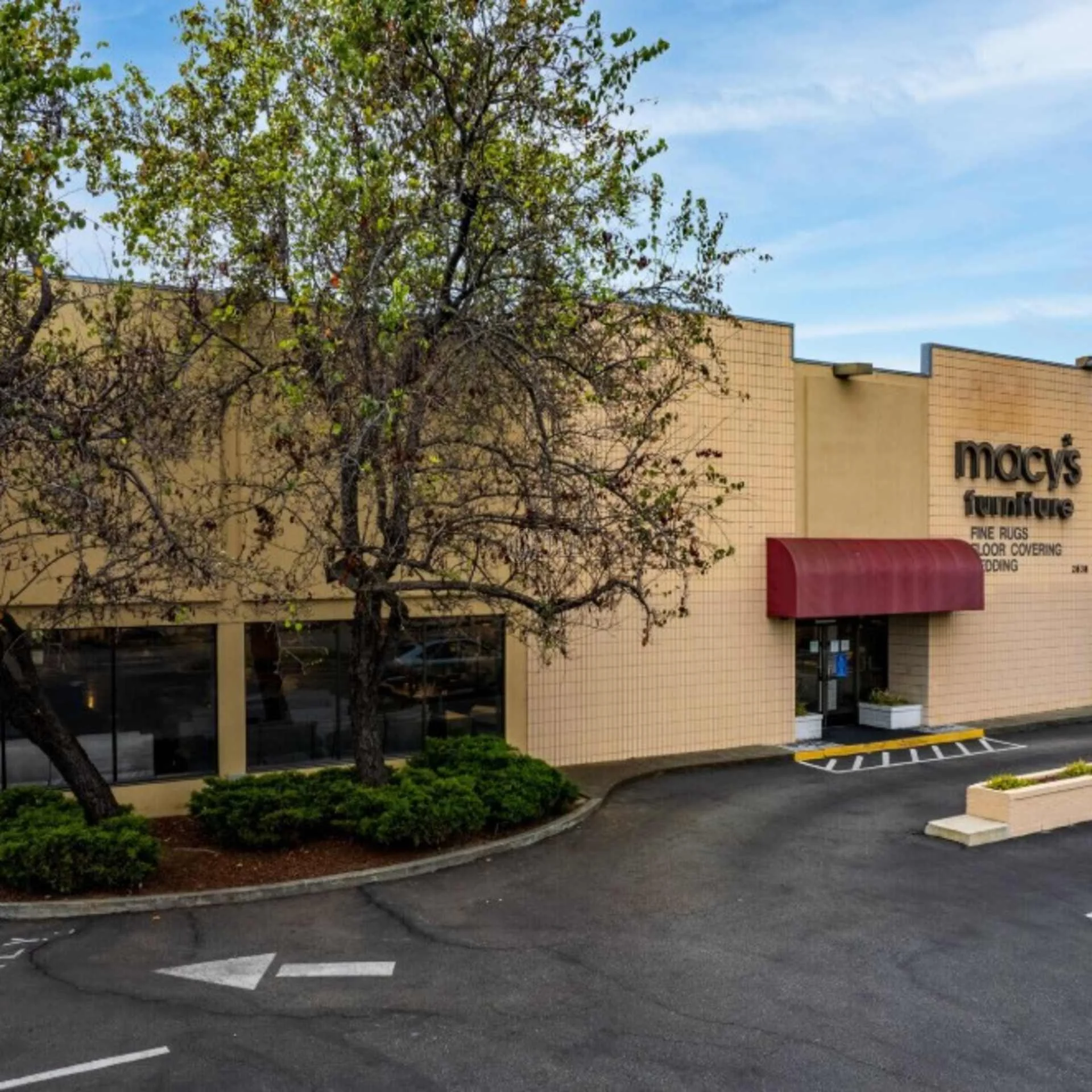 2838 S El Camino — Lease in San Mateo, CA, photo 2 of 4
