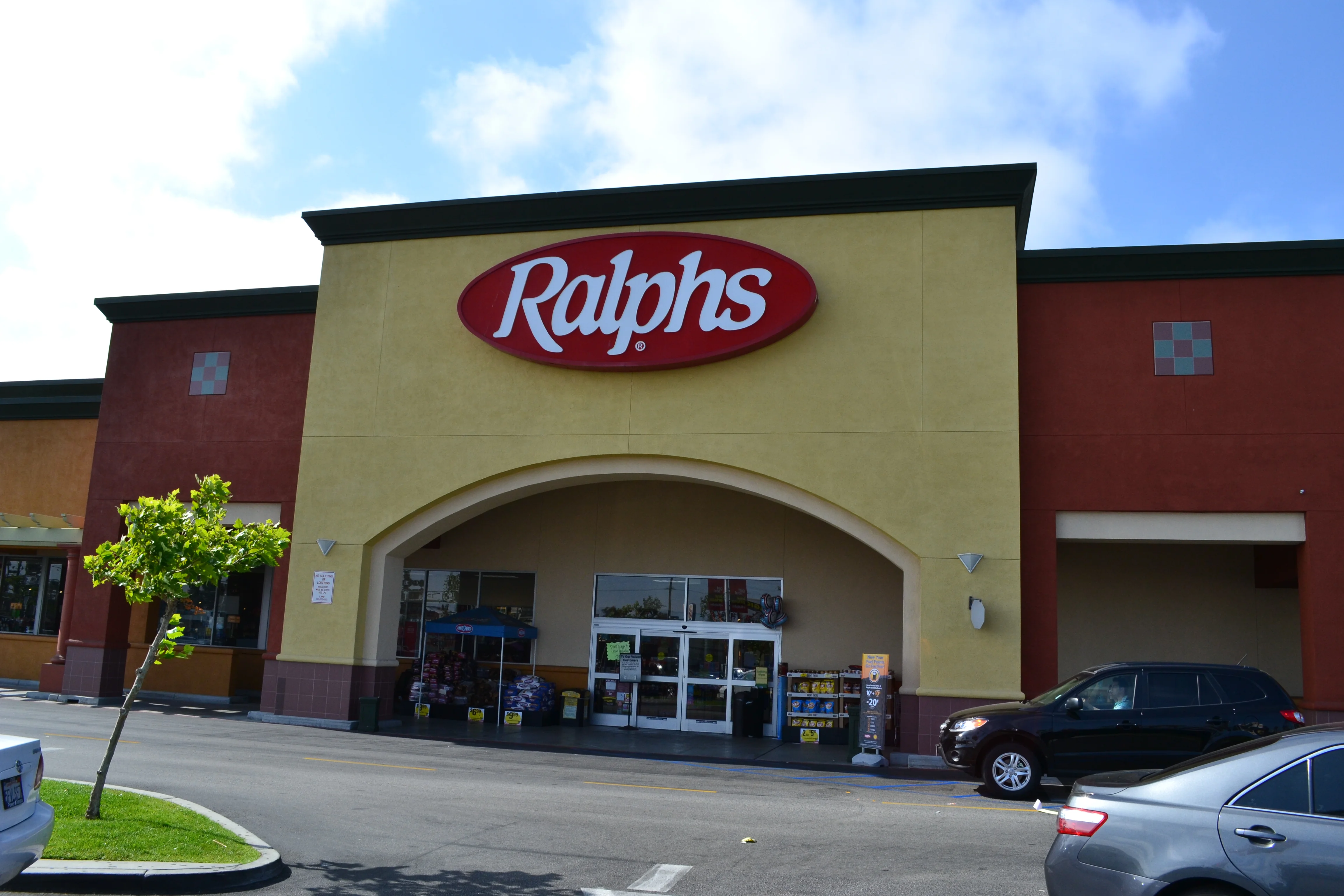 Grand Ladera Center