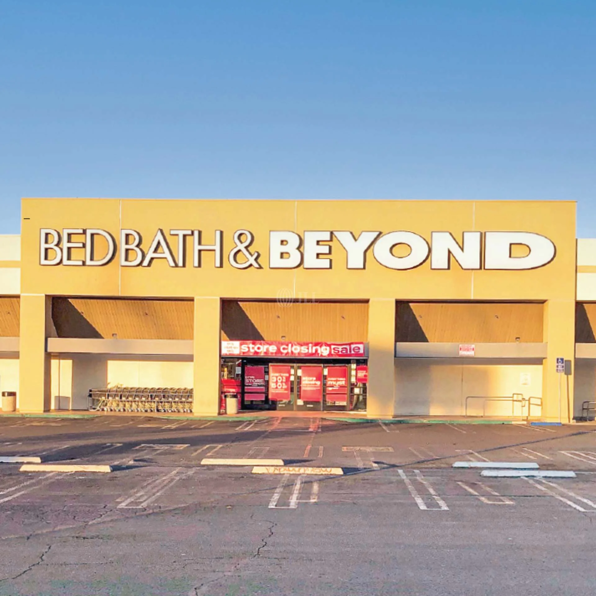 Nordhoff Plaza — Lease in Northridge, CA, photo 2 of 4