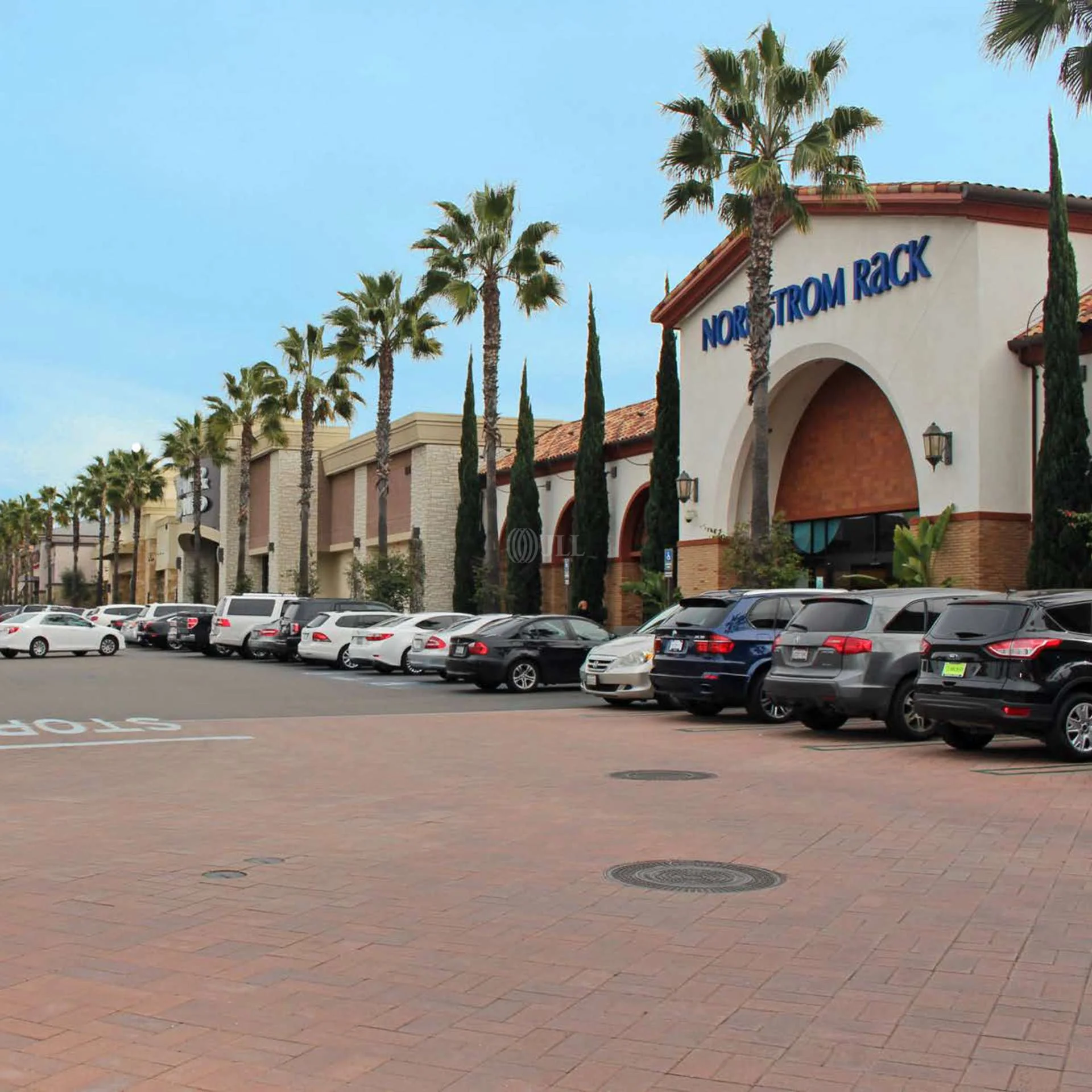 Grand Plaza — Lease in San Marcos, CA, photo 3 of 4