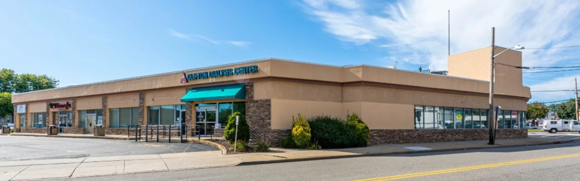 251 Clifton Avenue — Lease in Clifton, NJ, photo 4 of 4