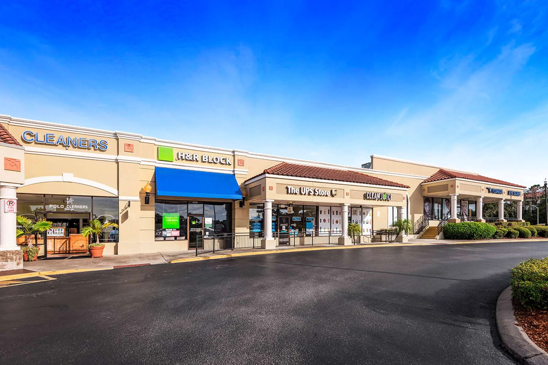 The Marketplace at Dr Phillips — Lease in Orlando, FL, photo 2 of 3