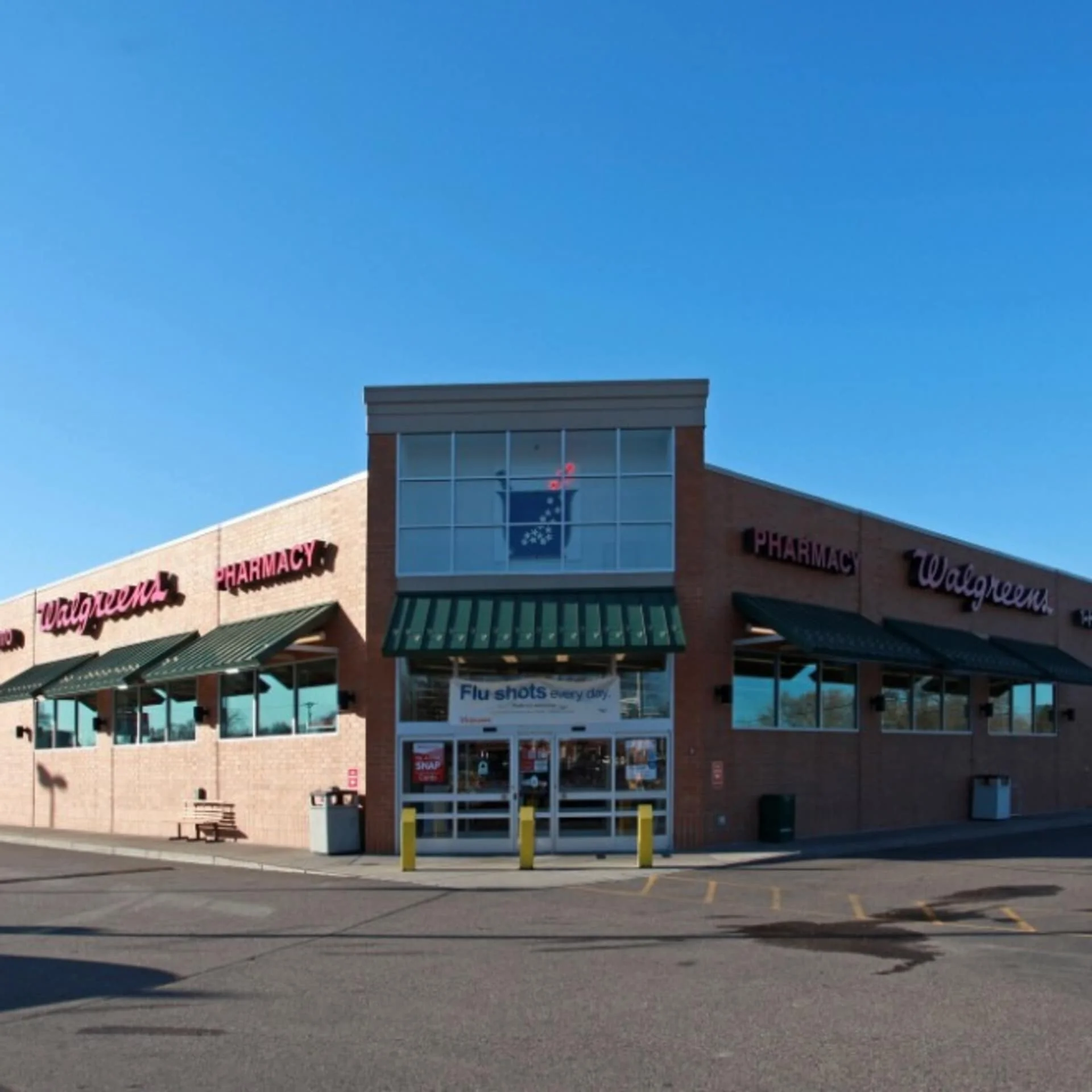 Walgreens — Lease in Minneapolis, MN, photo 1 of 1