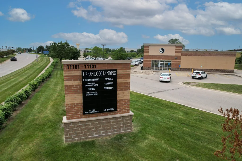 Urban Loop Landing — Lease in Urbandale, IA, photo 4 of 8