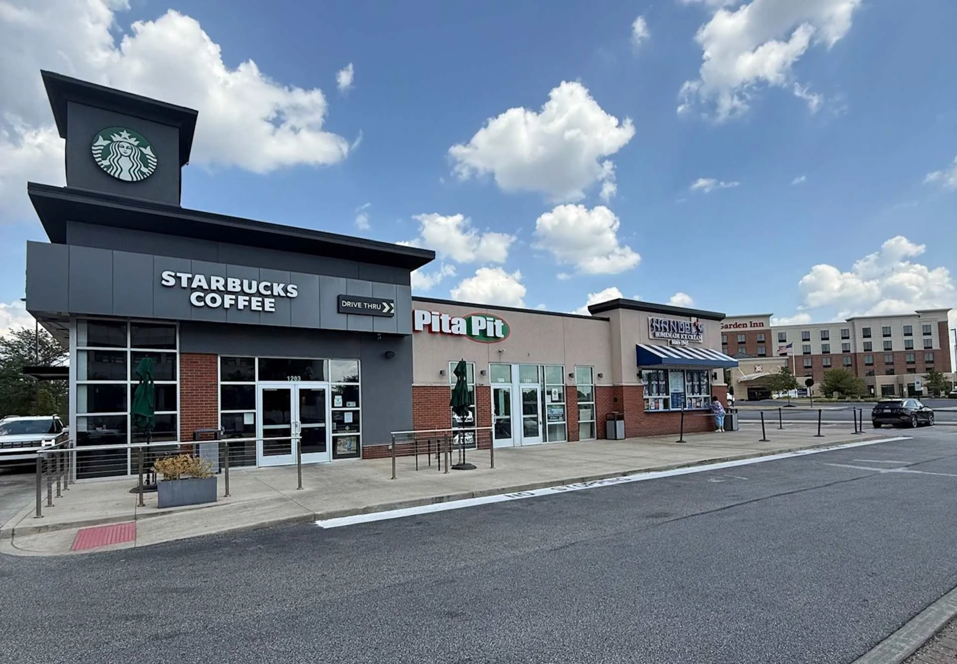The East End Retail — Lease in Akron, OH, photo 2 of 2