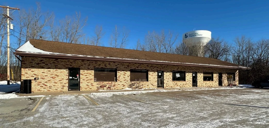 33680-33686 Walker Rd — Lease in Avon Lake, OH, photo 1 of 4