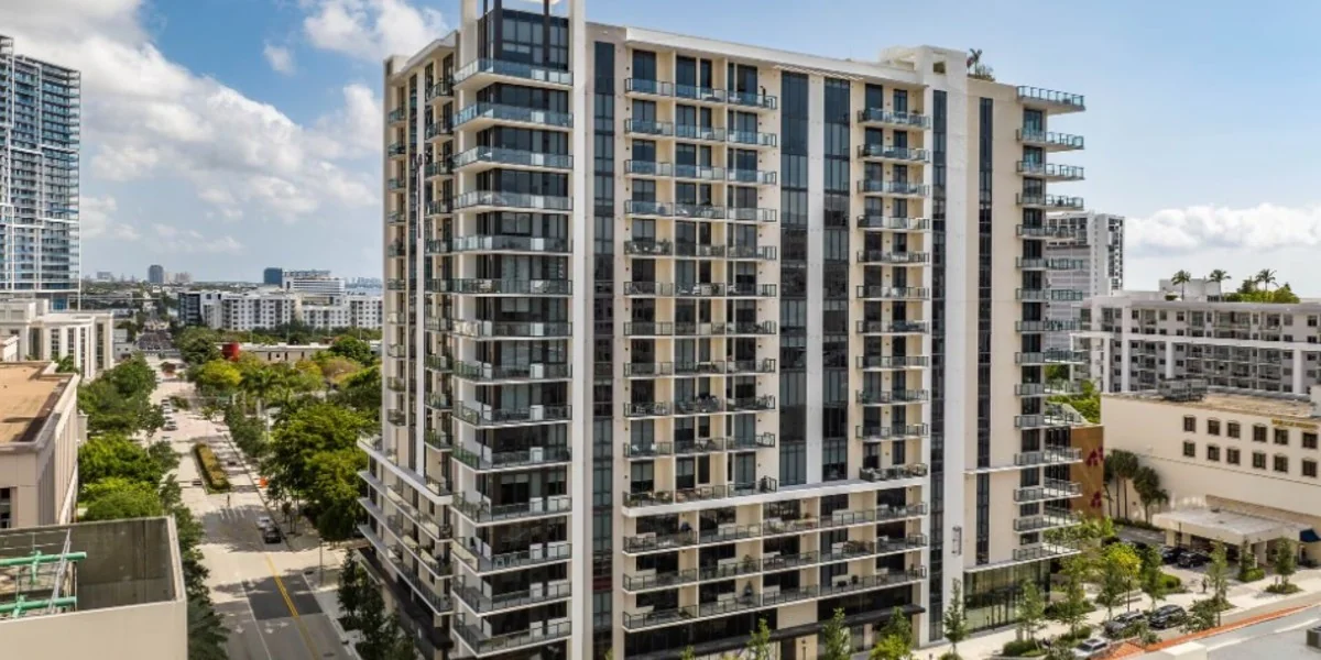 Griffis West Palm — Lease in West Palm Beach, FL, photo 4 of 4