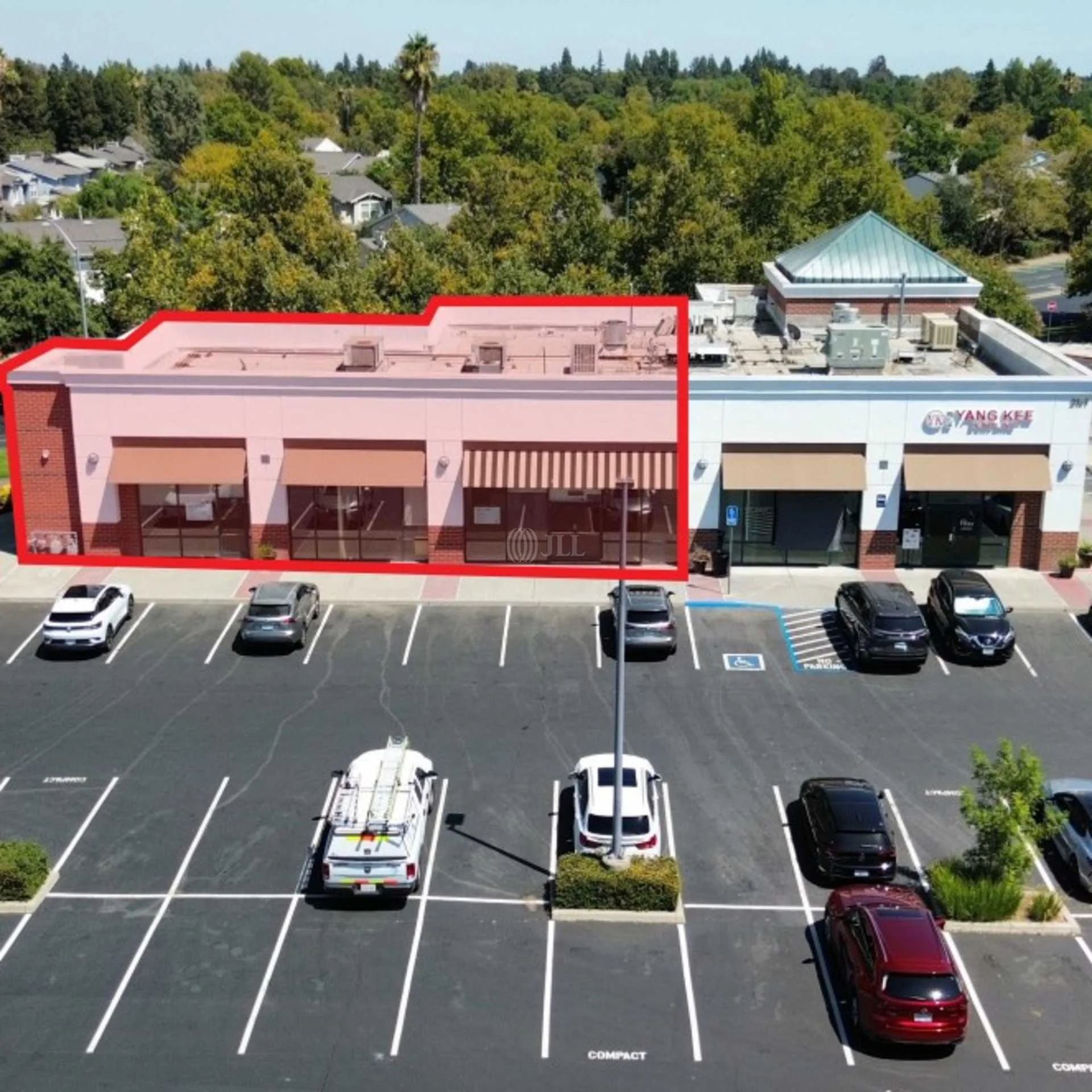 Oakshade Town Center — Lease in Davis, CA, photo 3 of 4