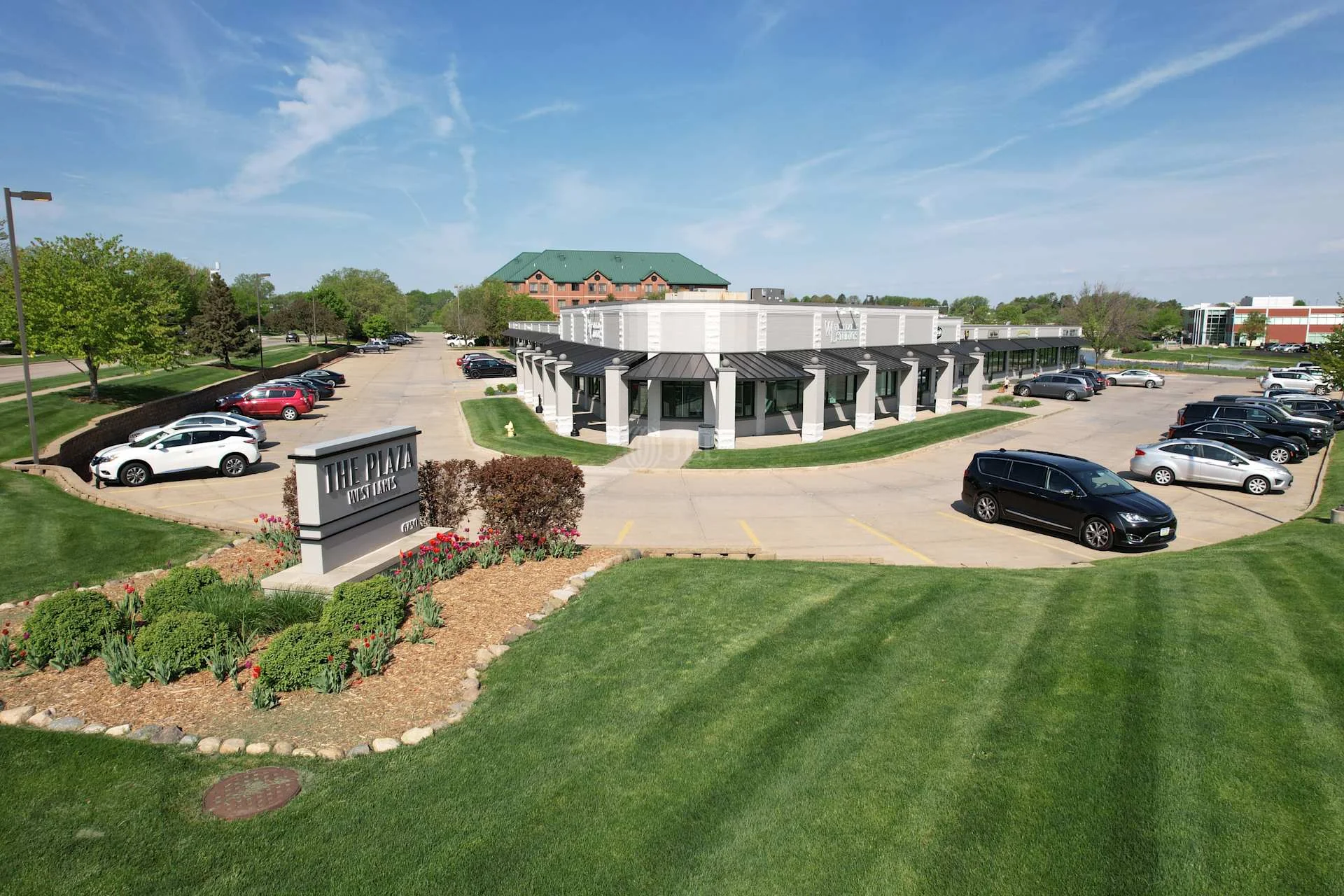 Plaza at West Lakes — Lease in West Des Moines, IA, photo 7 of 8