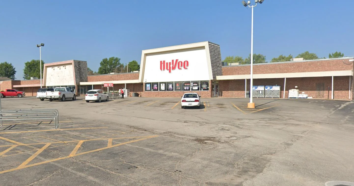 1104 S 25th St — Lease in Bethany, MO, photo 1 of 4