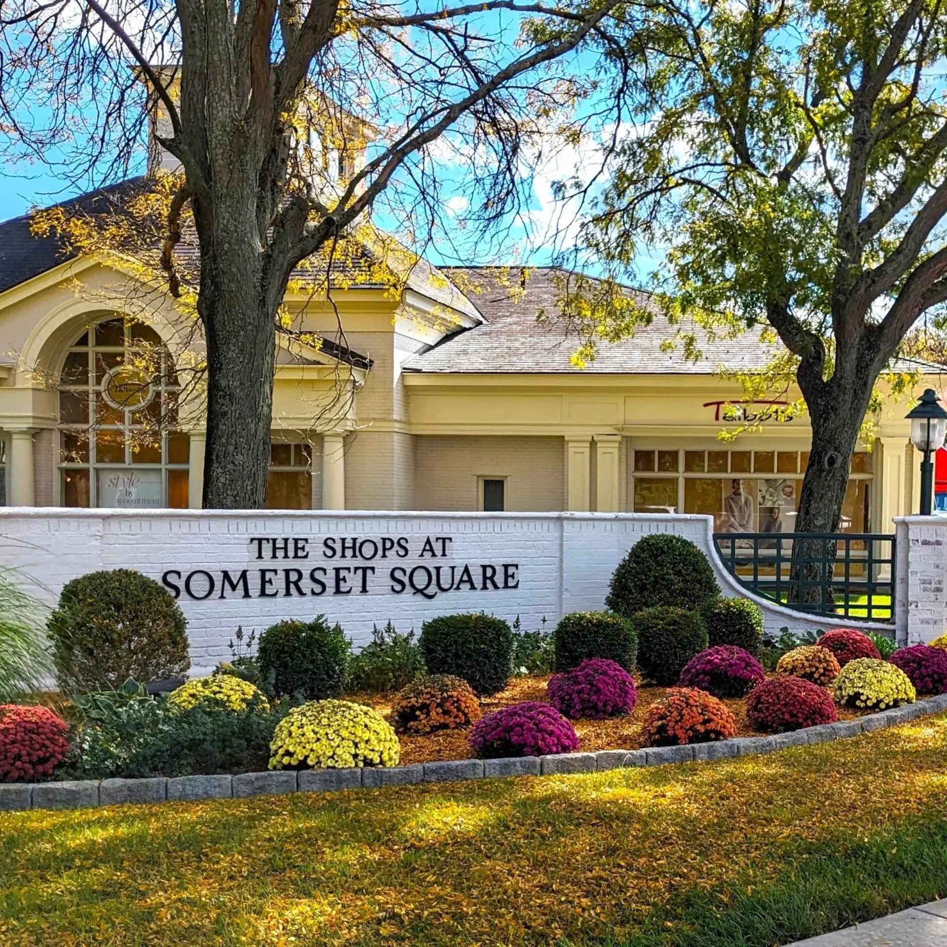 The Shops at Somerset Square — Lease in Glastonbury, CT, photo 1 of 1