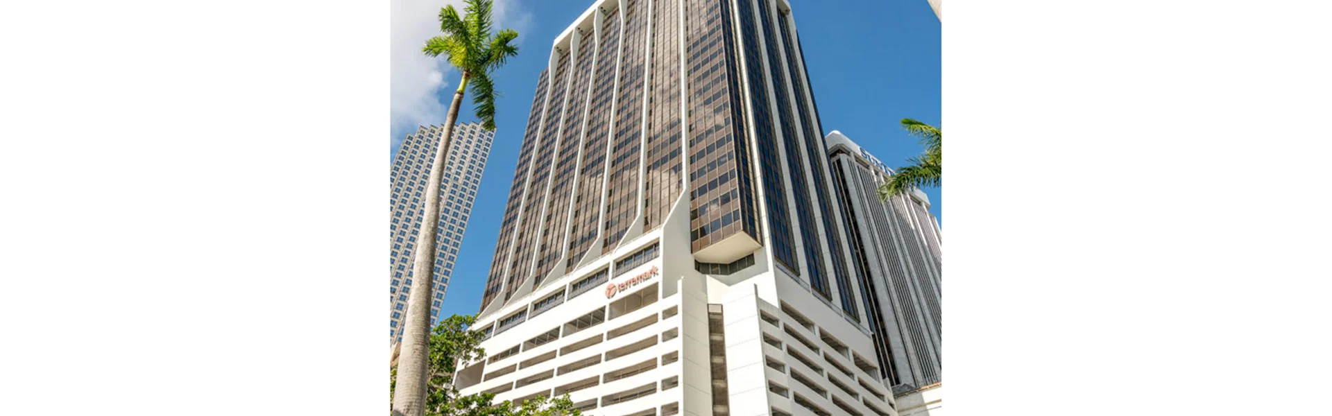 One Biscayne Tower — Lease in Miami, FL, photo 4 of 4