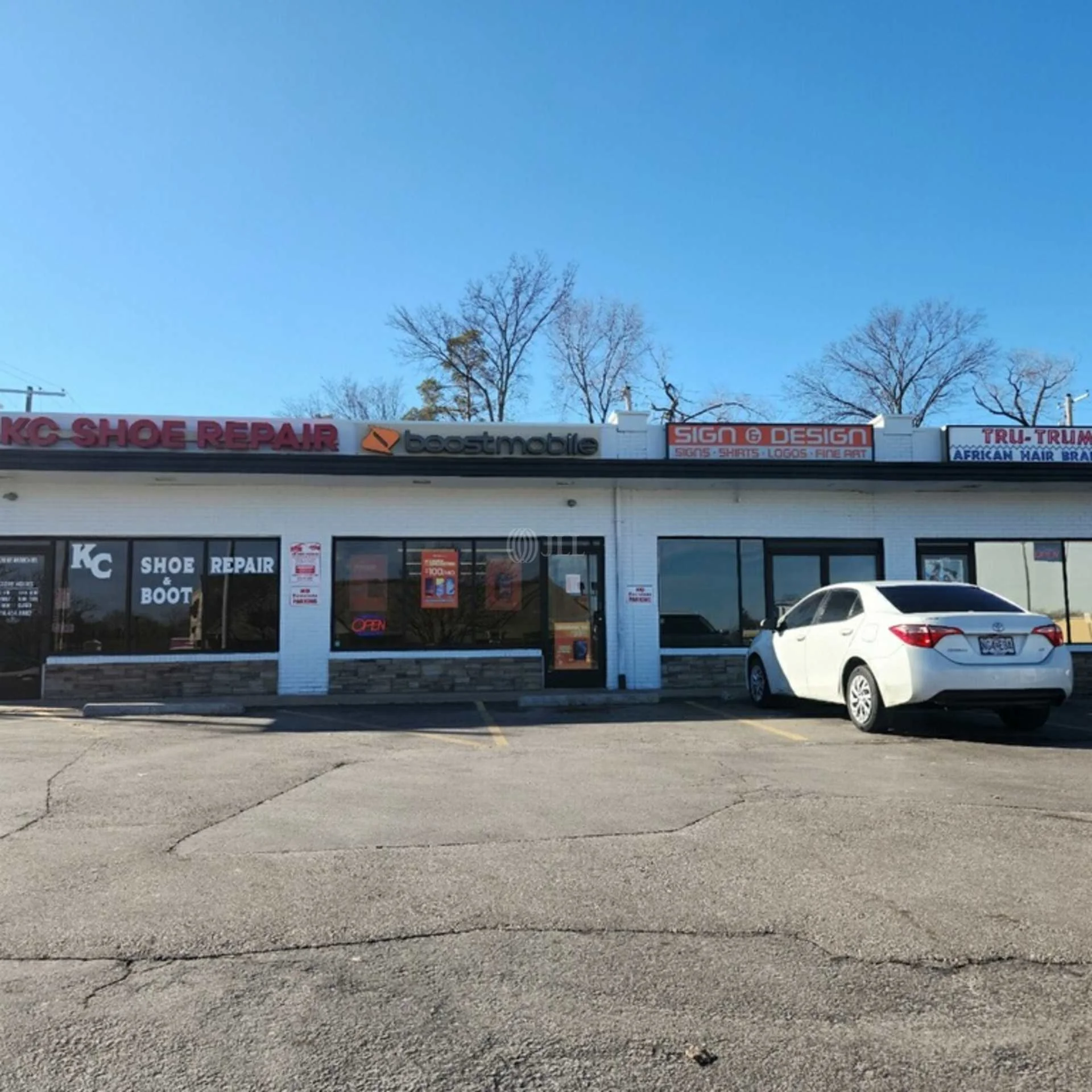 5120 NE Antioch Rd — Lease in Kansas City, MO, photo 3 of 4