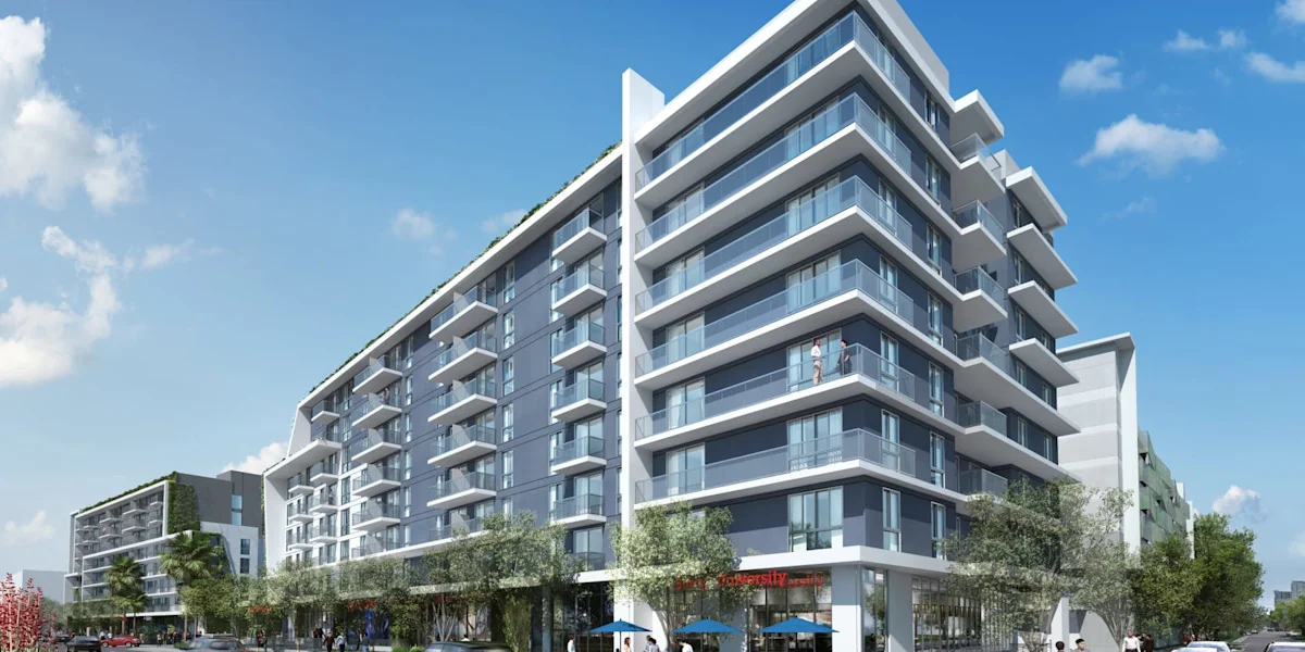 University Station — Lease in Hollywood, FL, photo 4 of 4
