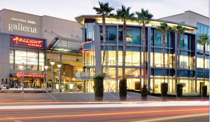 Sherman Oaks Galleria — Lease in Sherman Oaks, CA, photo 1 of 5