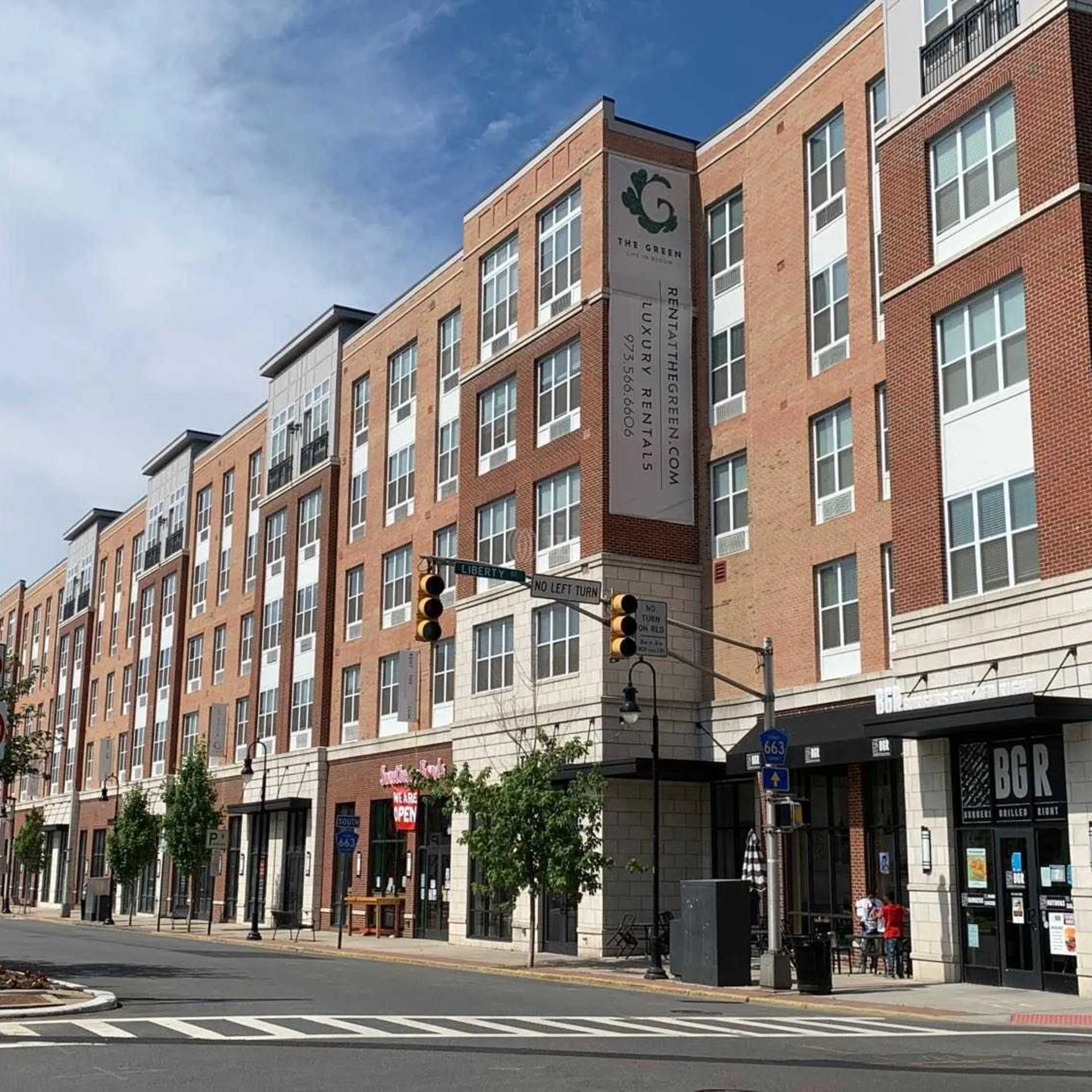 The Green at Bloomfield — Lease in Bloomfield, NJ, photo 2 of 4