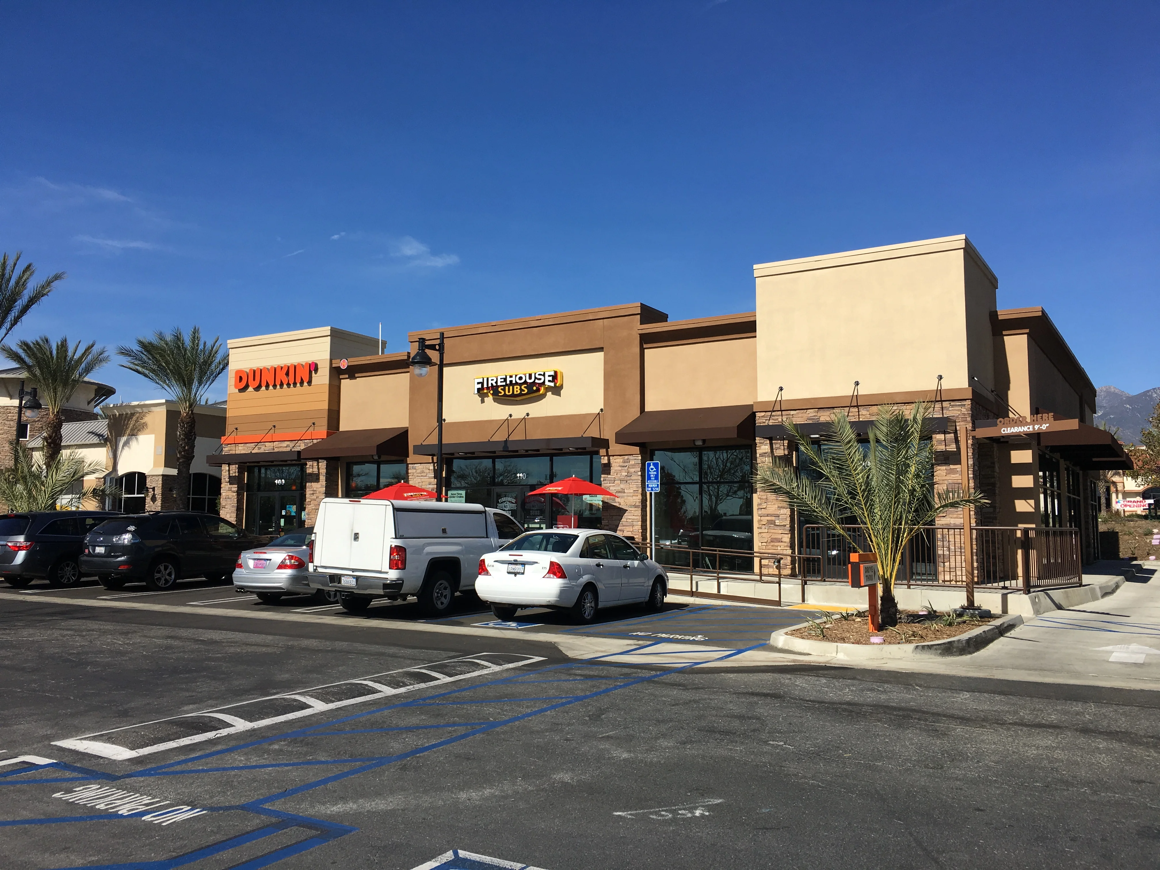 11995 Foothill Blvd — Lease in Rancho Cucamonga, CA, photo 2 of 8