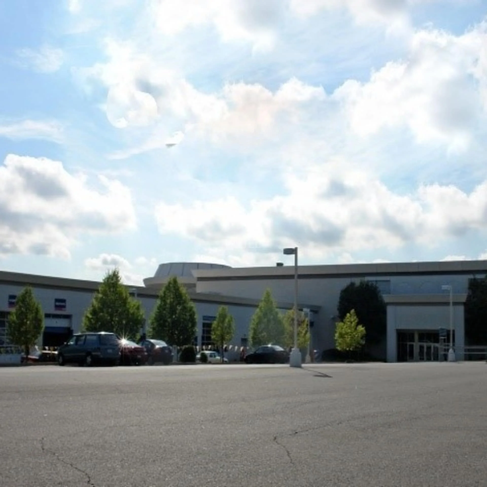 6211 Leesburg Pike — Lease in Falls Church, VA, photo 3 of 4