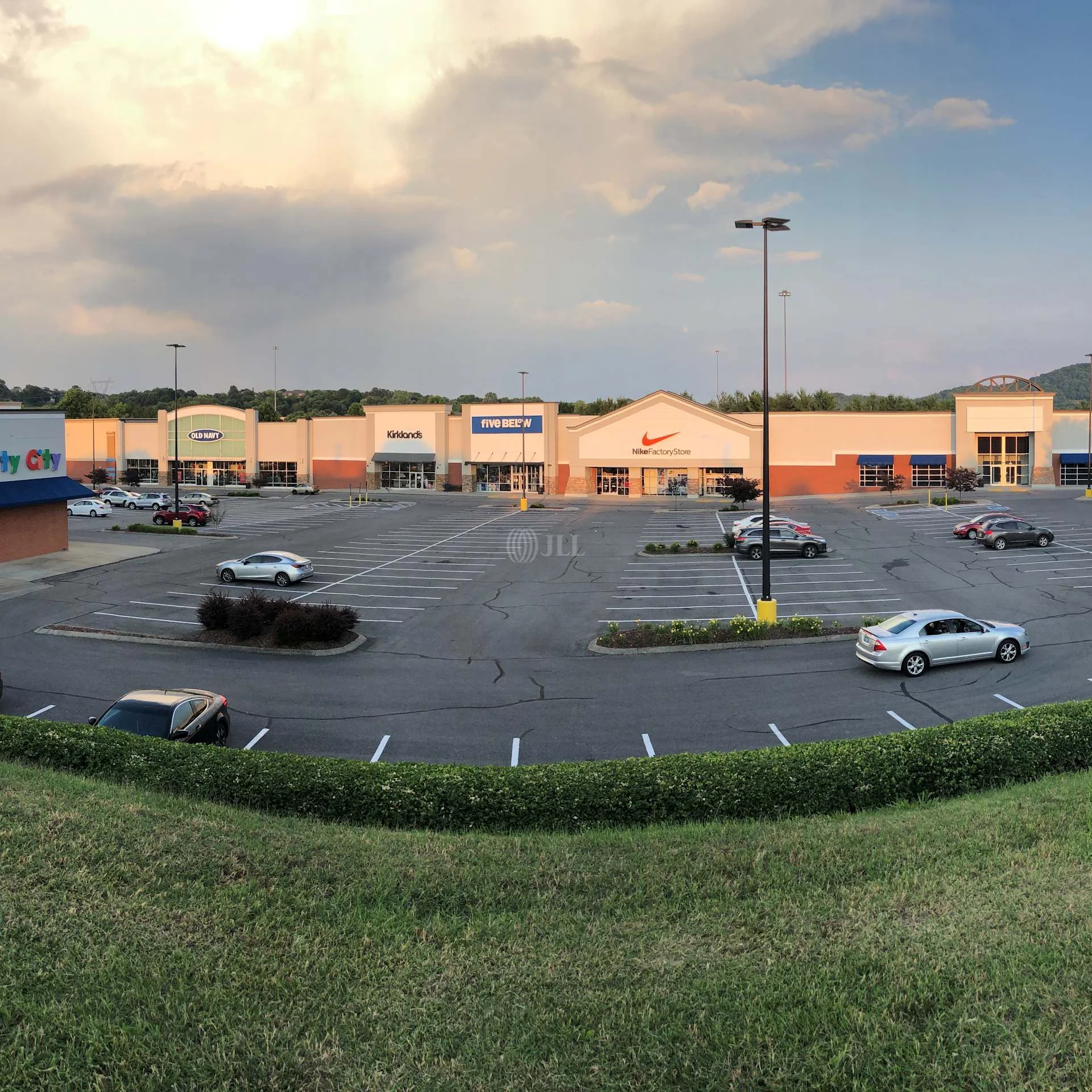 Cool Springs Pointe — Lease in Brentwood, TN, photo 3 of 4