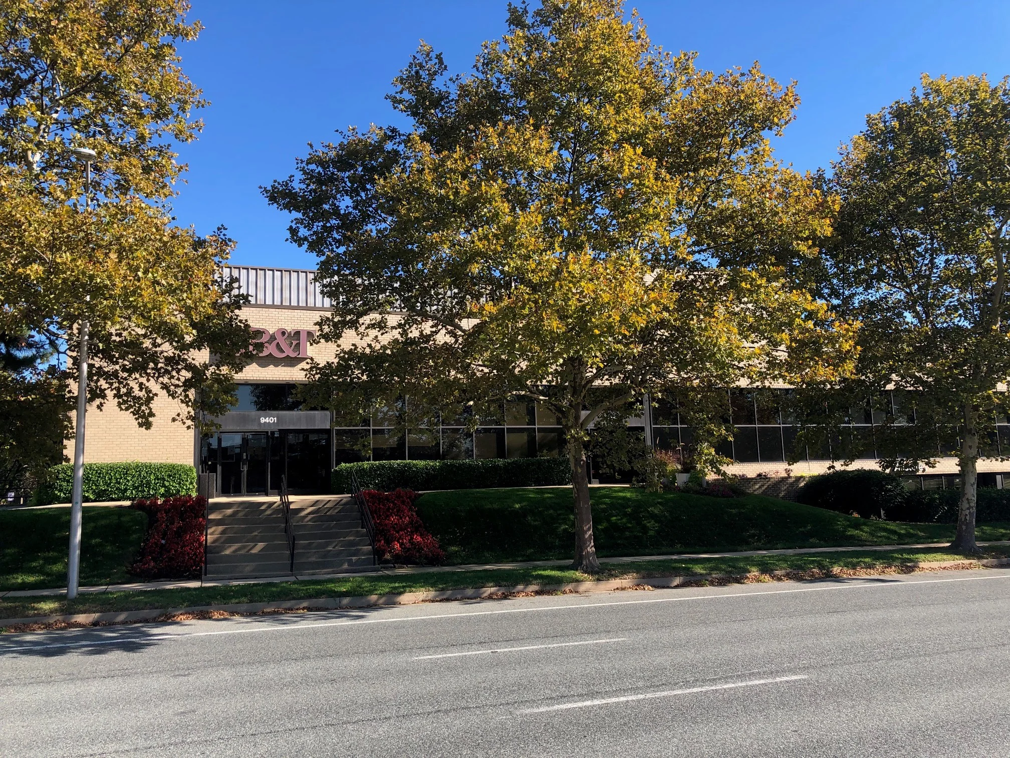 9401 Key West Ave - Retail — Lease in Rockville, MD, photo 1 of 8