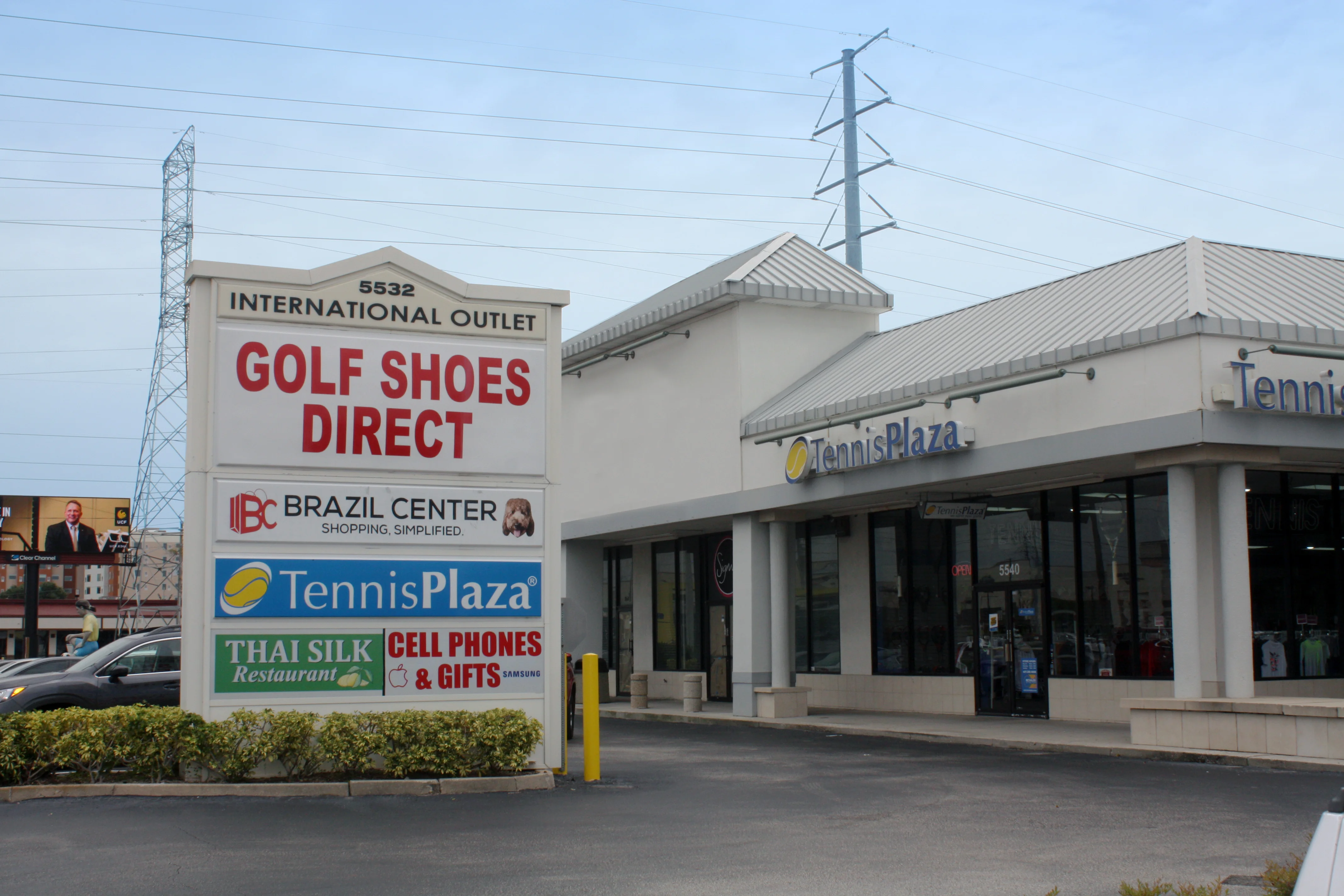 5532 International Dr — Lease in Orlando, FL, photo 4 of 8