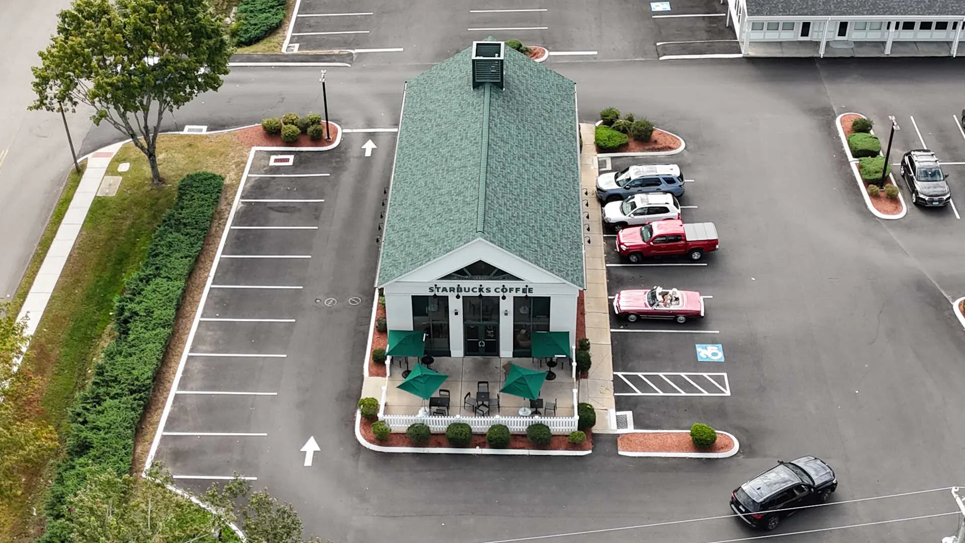 FULLY RENOVATED RETAIL CENTER - MYSTIC, CT — Lease in Mystic, CT, photo 2 of 3