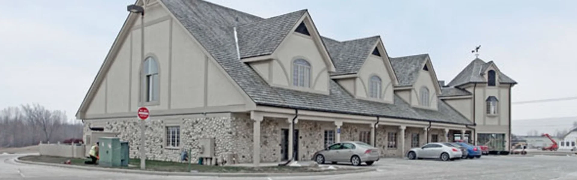 N112W18741 Mequon Rd — Lease in Germantown, WI, photo 4 of 5