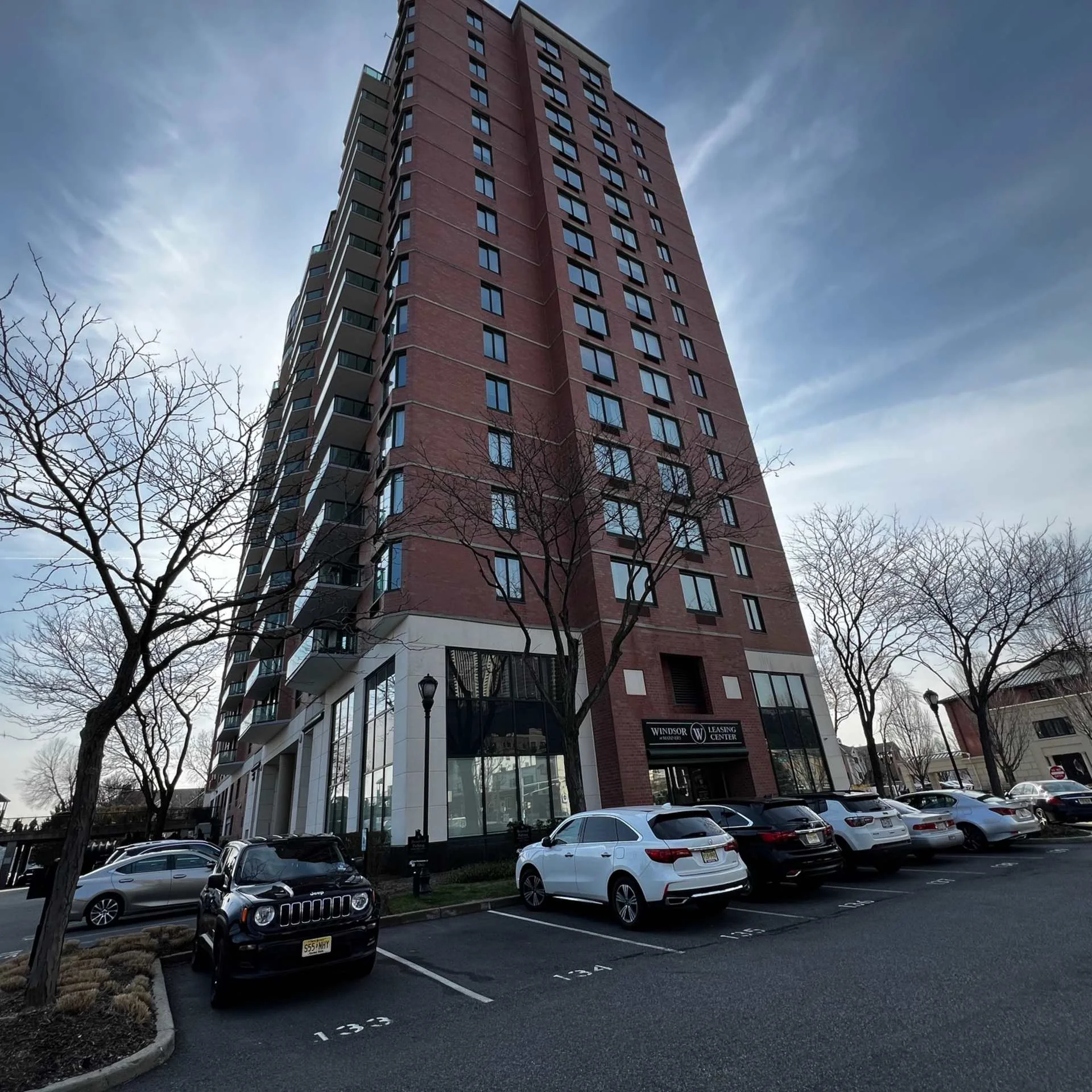 Windsor at Mariners Towers — Lease in Edgewater, NJ, photo 1 of 1
