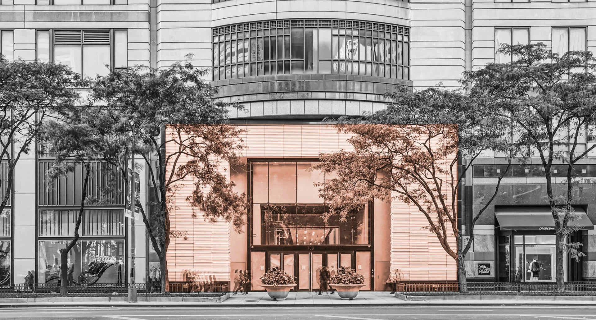 700 N Michigan Ave
