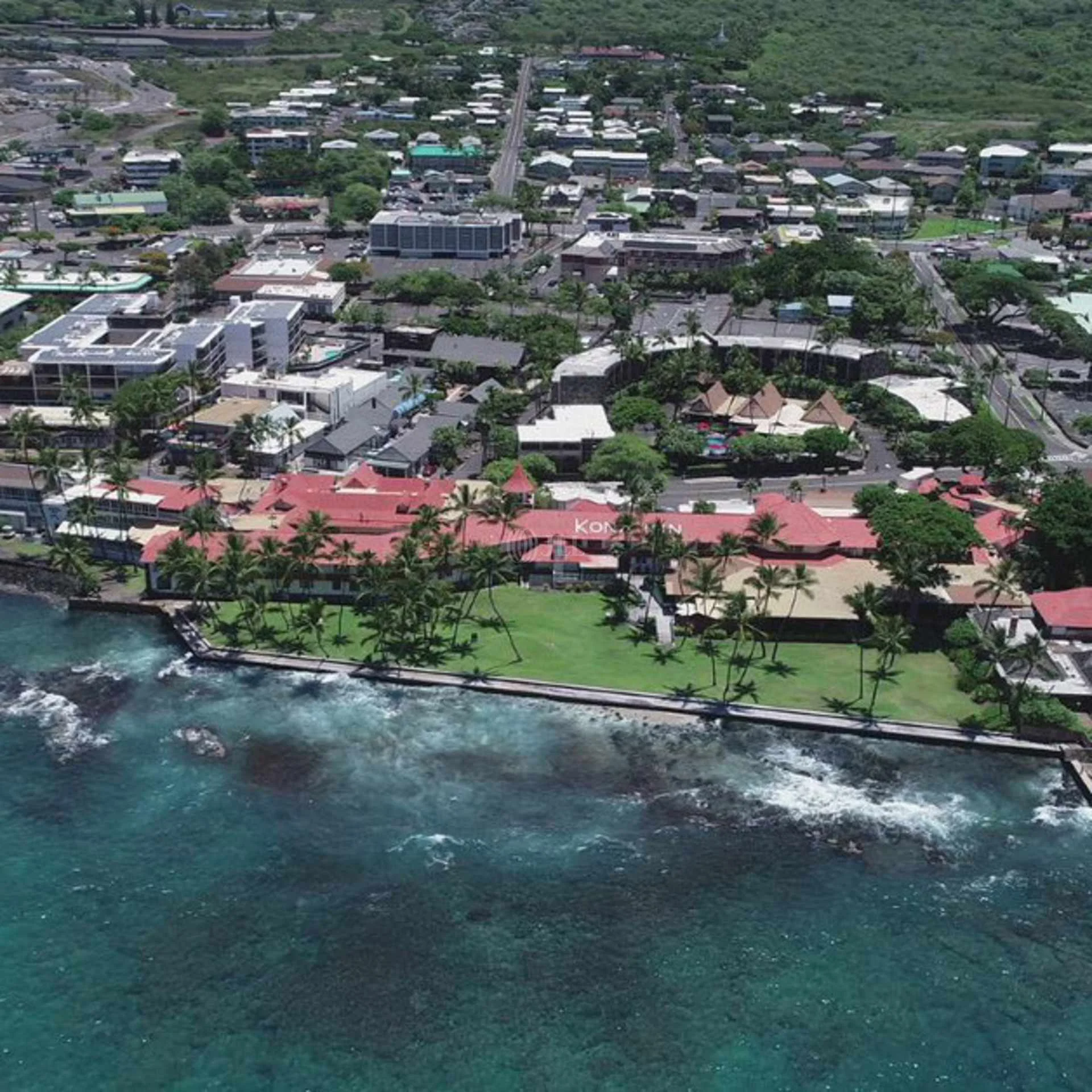 Kona Inn Village Shopping Center — Lease in Kailua Kona, HI, photo 2 of 4
