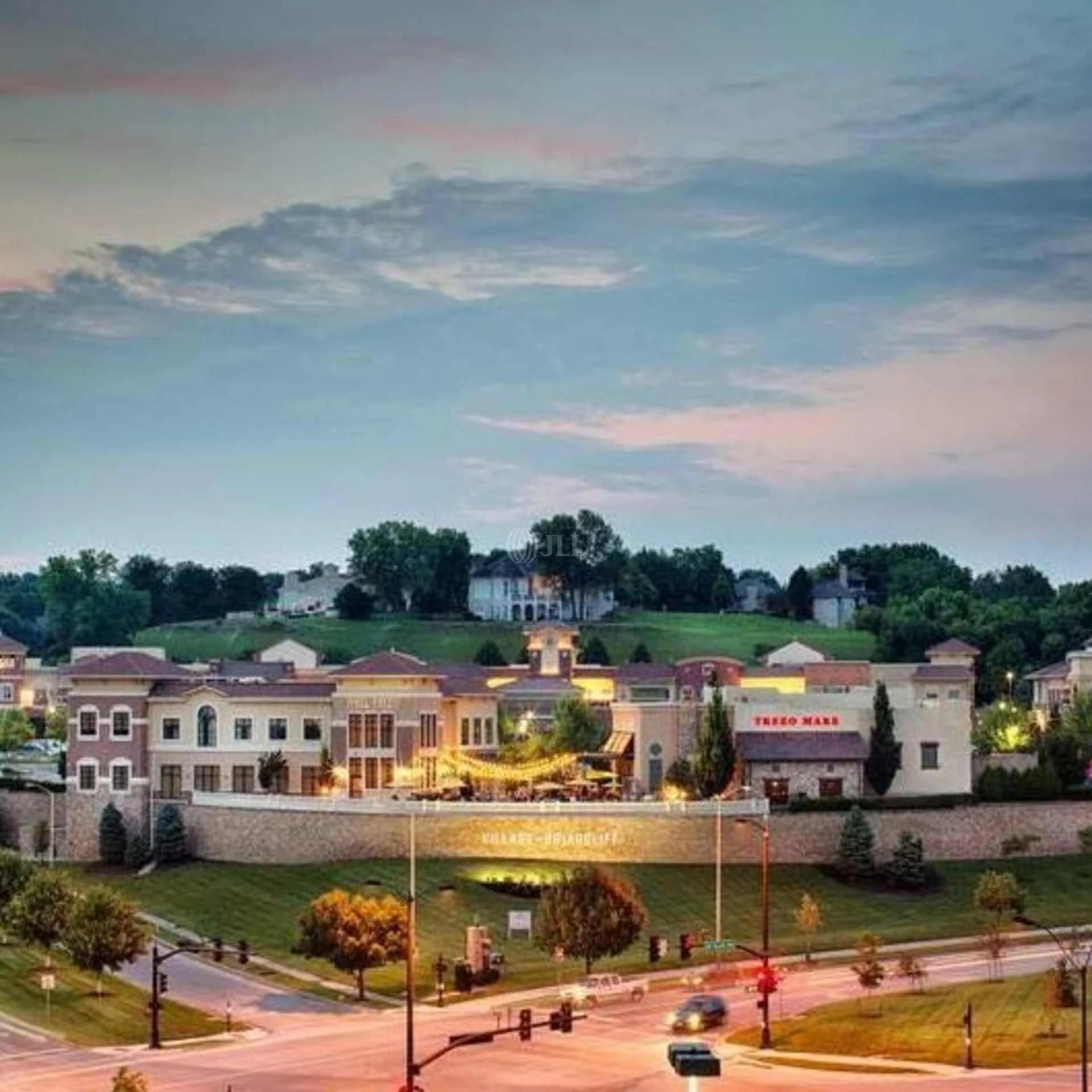 Briarcliff Village - Retail Only — Lease in Kansas City, MO, photo 2 of 4