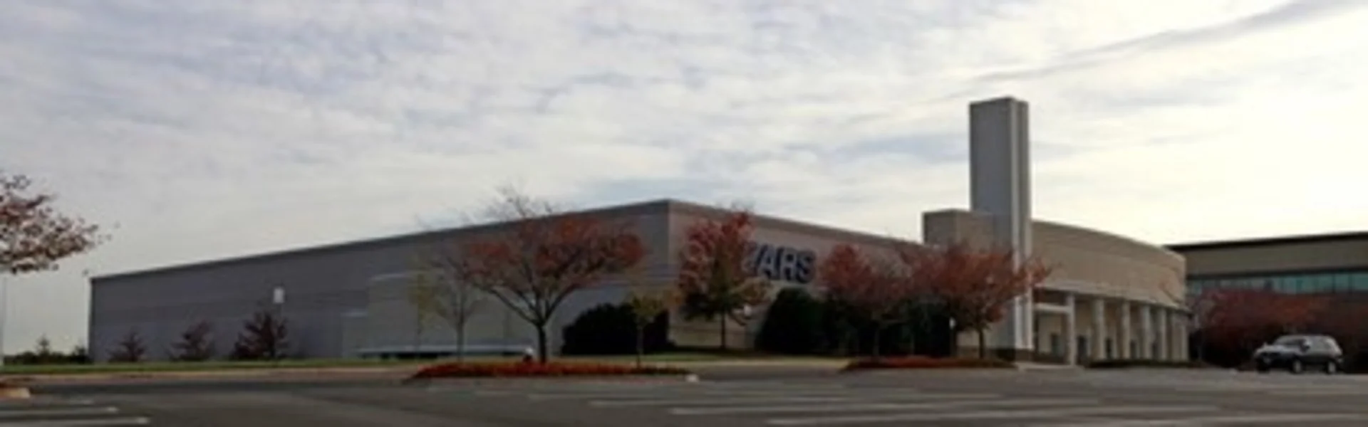 Dulles Town Center — Lease in Sterling, VA, photo 4 of 4