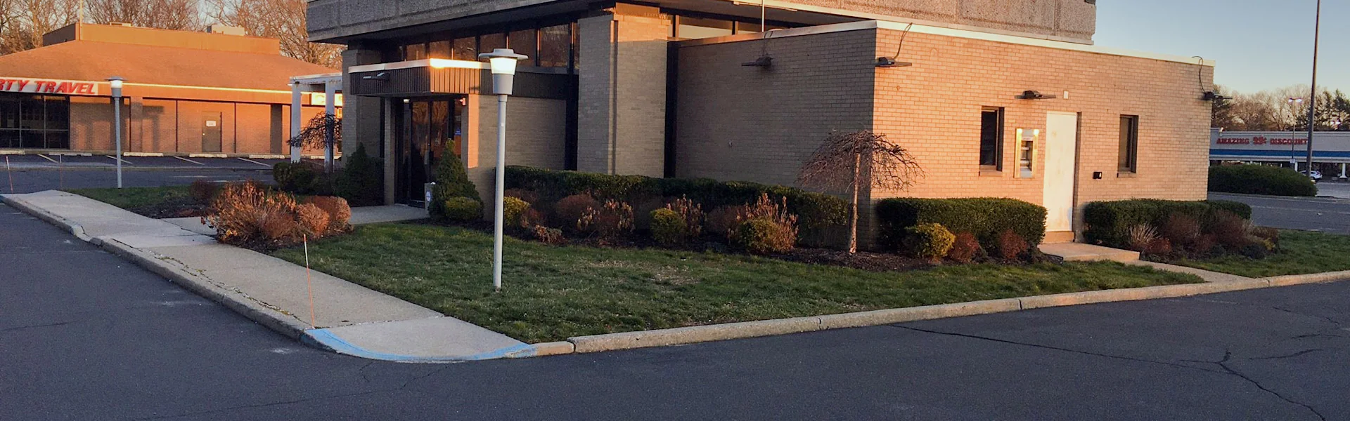 Riverhead Plaza — Lease in Riverhead, NY, photo 4 of 5