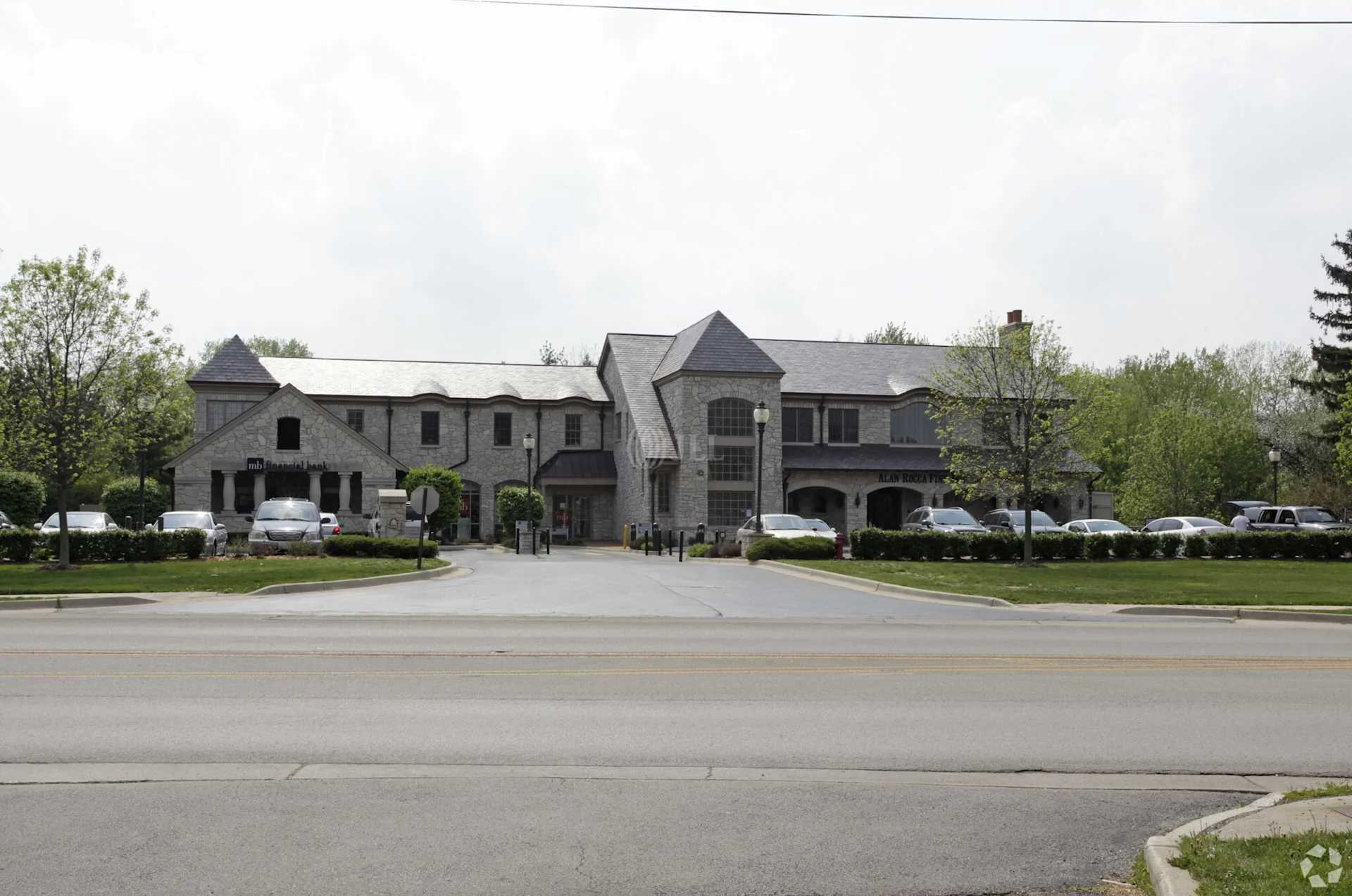 3824 York Rd — Lease in Oak Brook, IL, photo 5 of 8