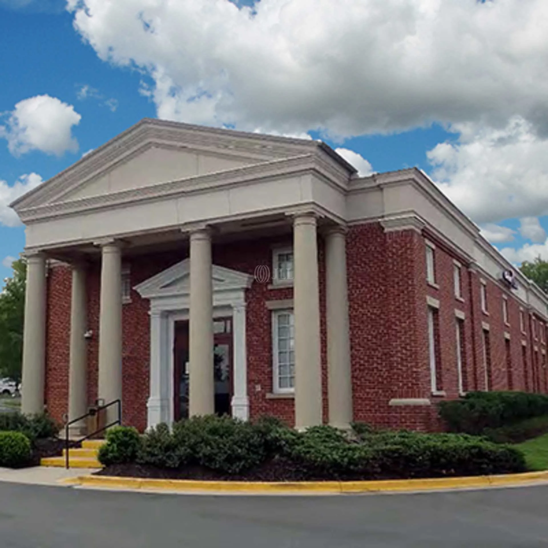 5902 Old Centreville Rd — Lease in Centreville, VA, photo 3 of 5