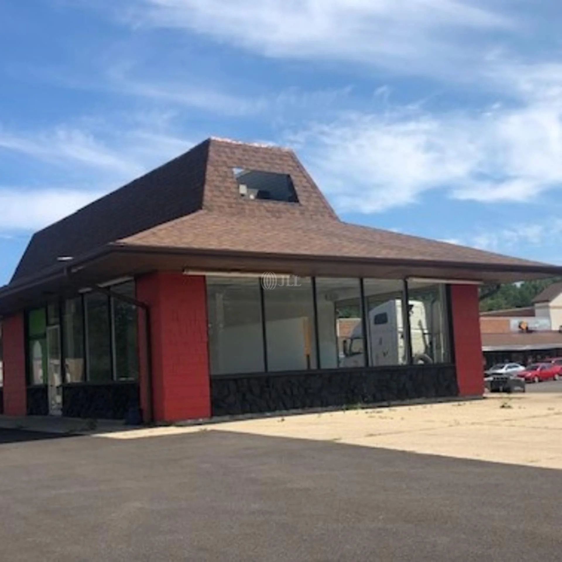 Timberlake Shopping Center — Lease in Waukegan, IL, photo 3 of 4