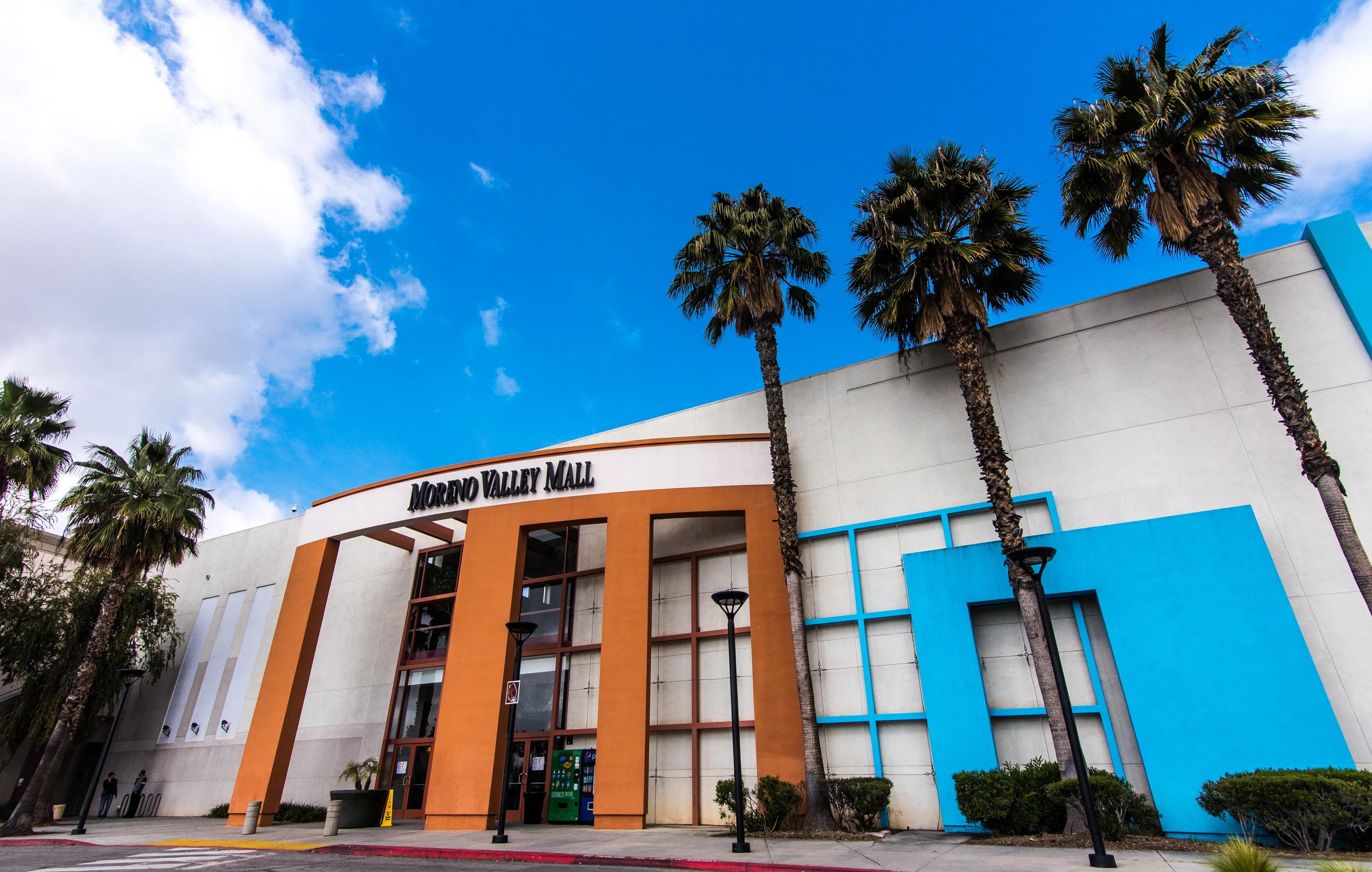 Moreno Valley Mall - Sears — Lease in Moreno Valley, CA, photo 2 of 8