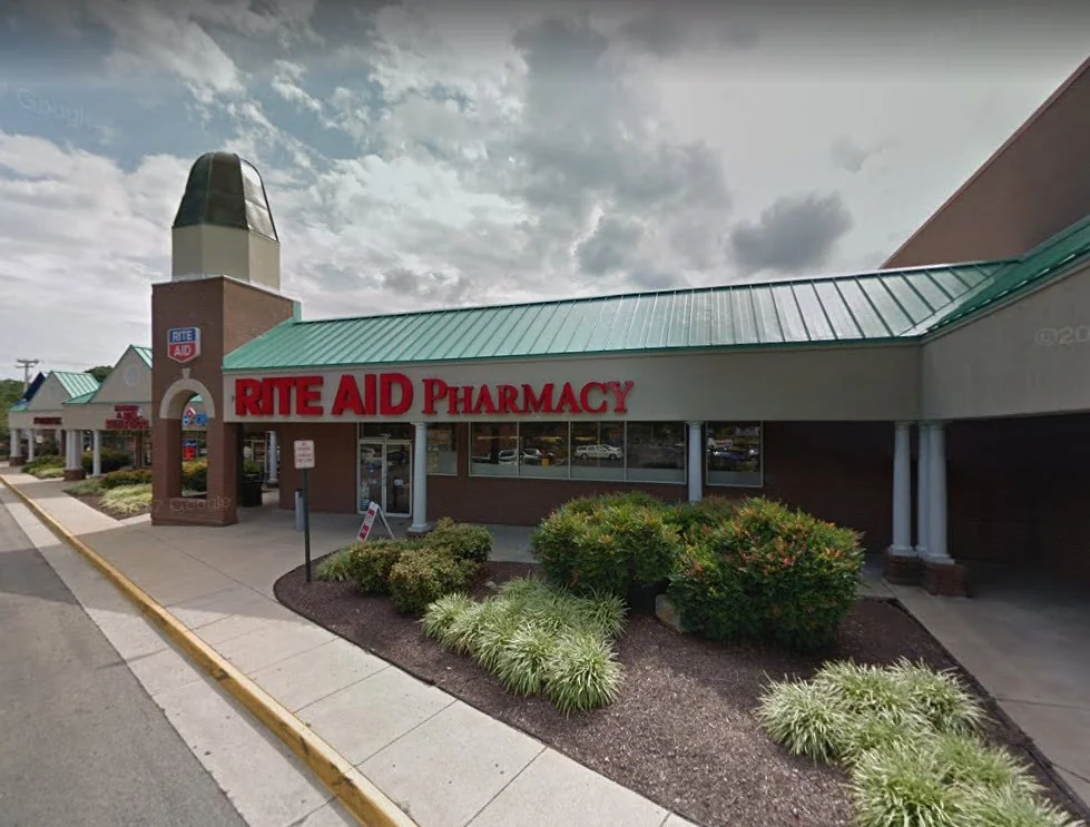 Walgreens 18203 - Gunston Plaza - Lorton, VA — Lease in Lorton, VA, photo 1 of 5