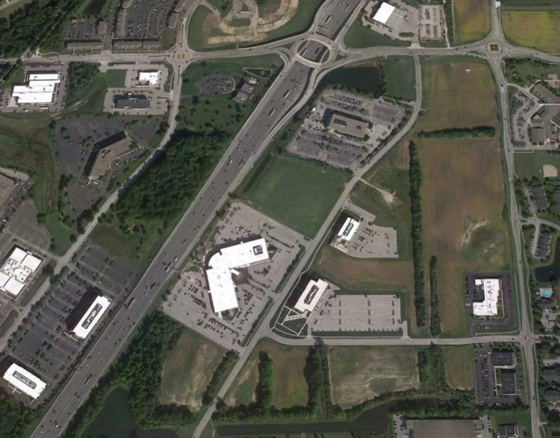 Fishers Gateway - photo 2 - Fishers, IN