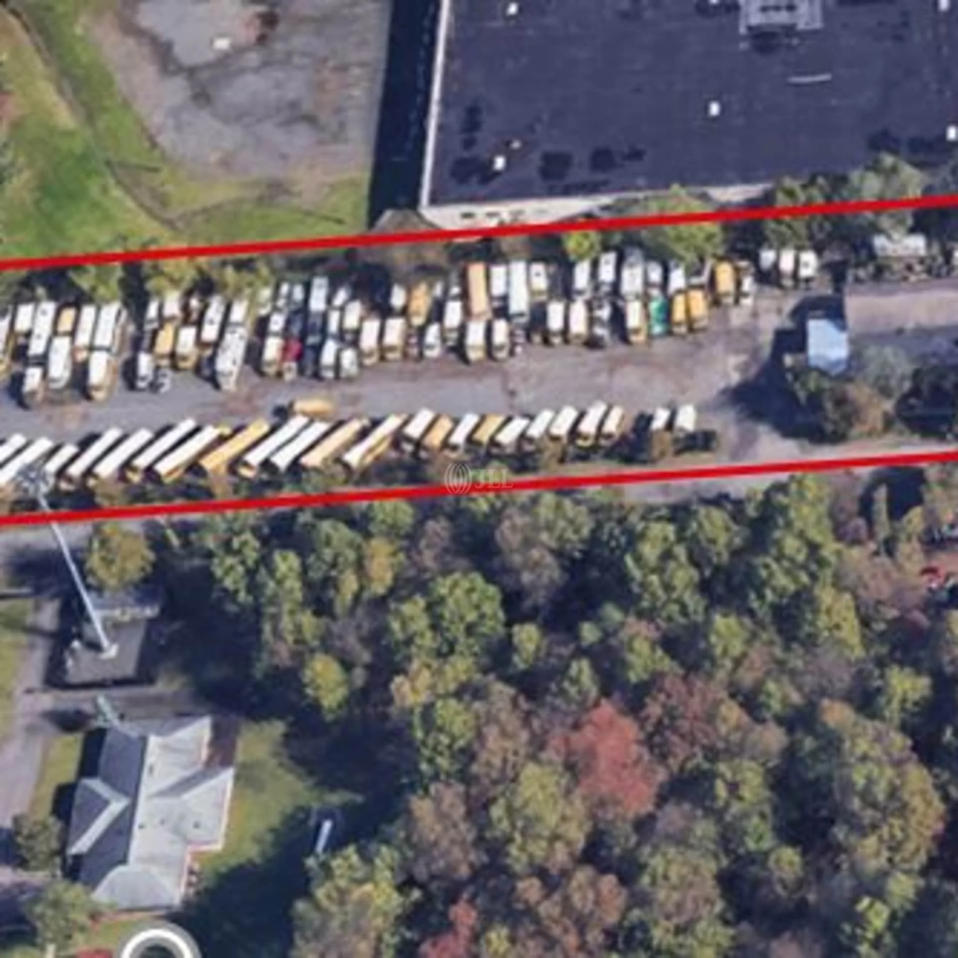 33 Clawson St — Lease in Piscataway, NJ, photo 3 of 5