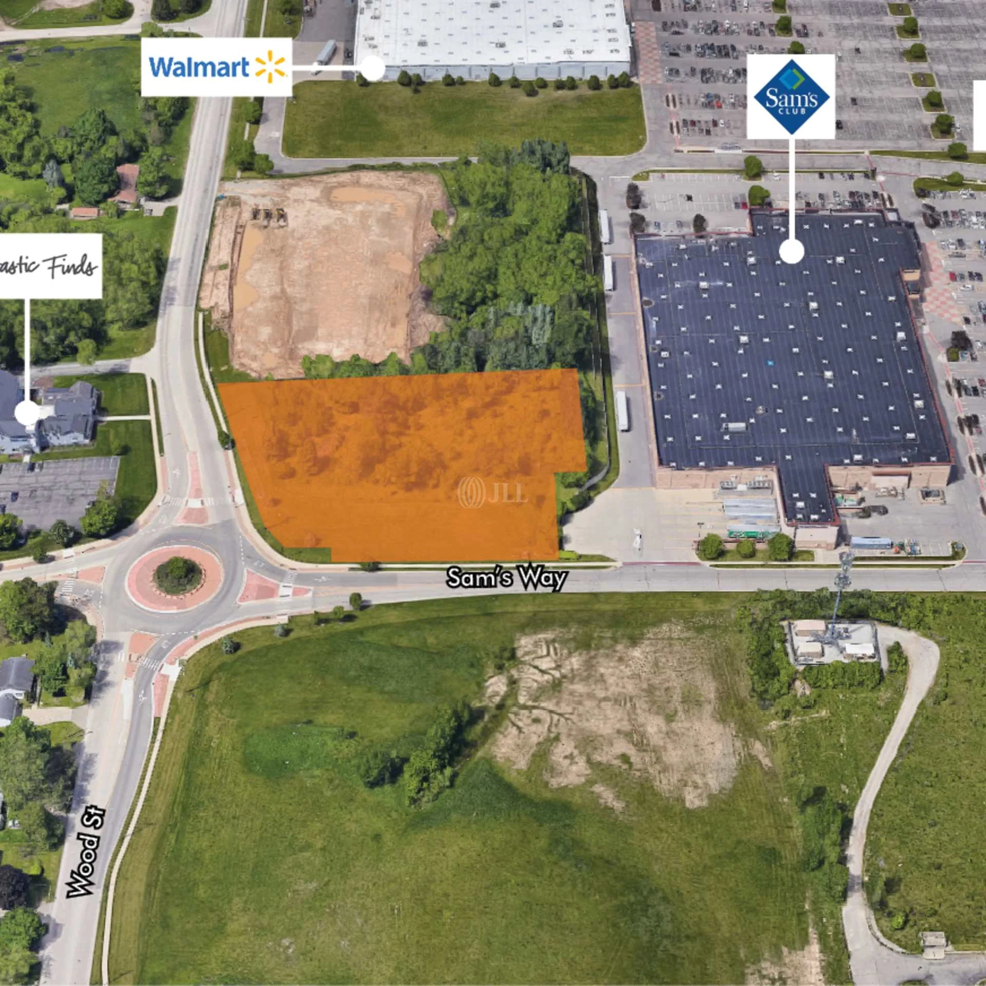 2920 Wood St — Lease in Lansing, MI, photo 2 of 4