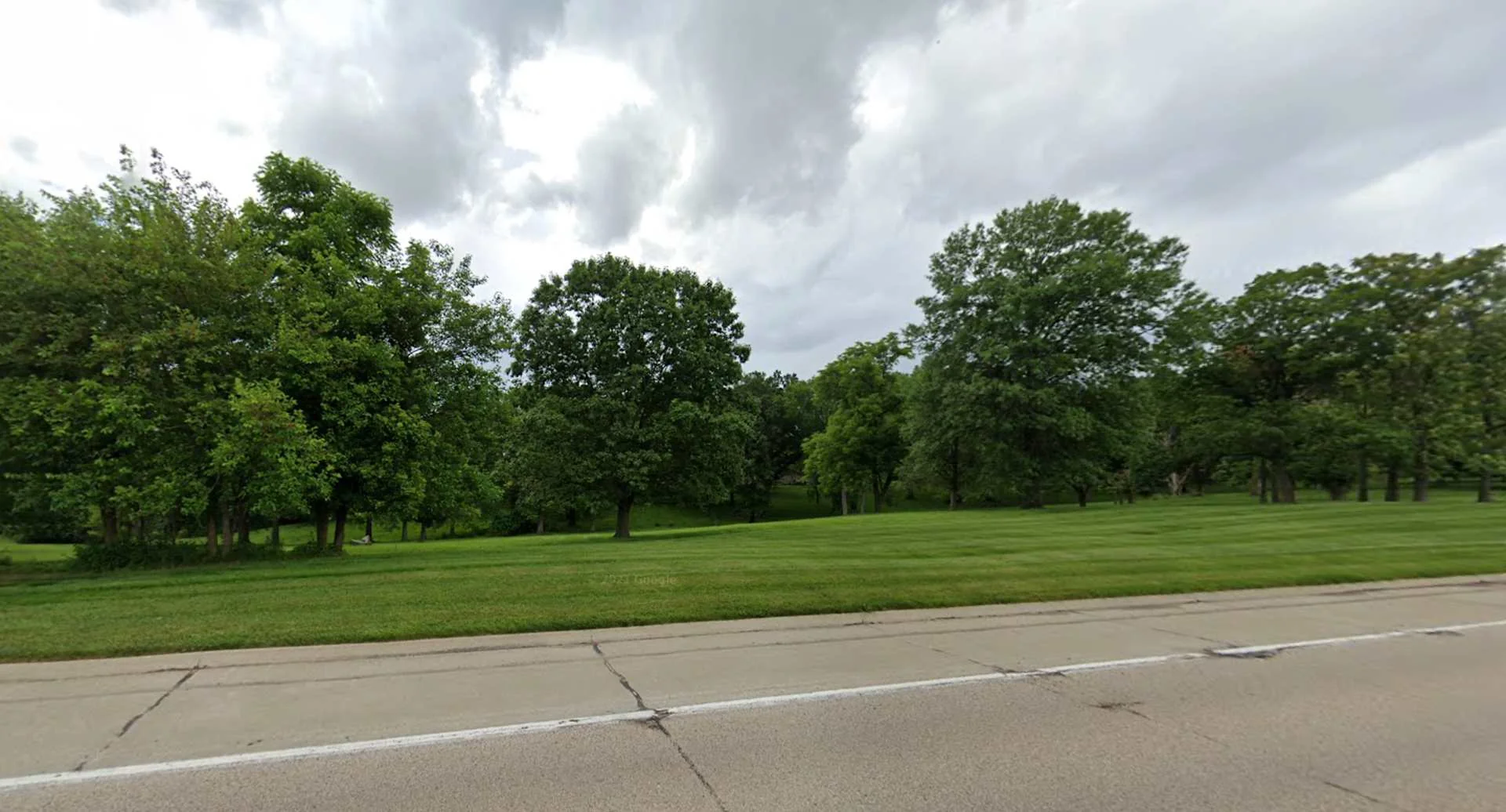 1416 S Highway Dr - photo 5 - Fenton, MO
