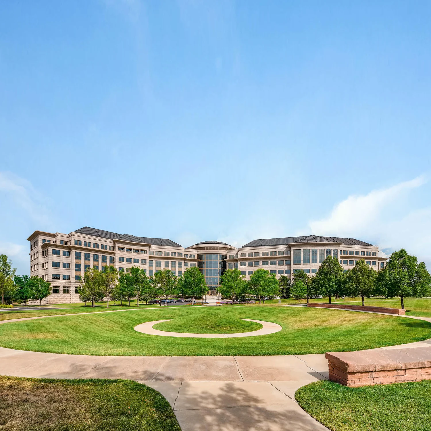 8900 Liberty Cir — Lease in Englewood, CO, photo 1 of 8