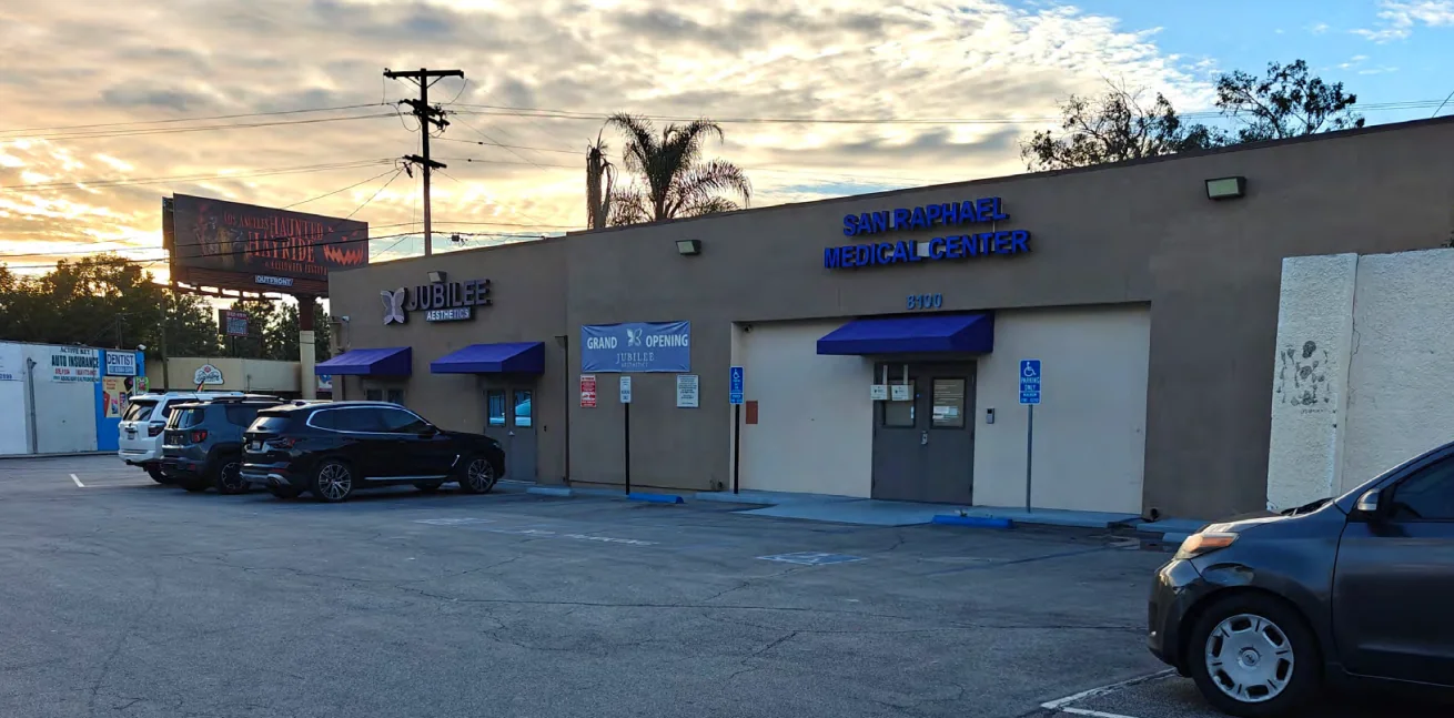 8102-8110 Sunland Blvd
