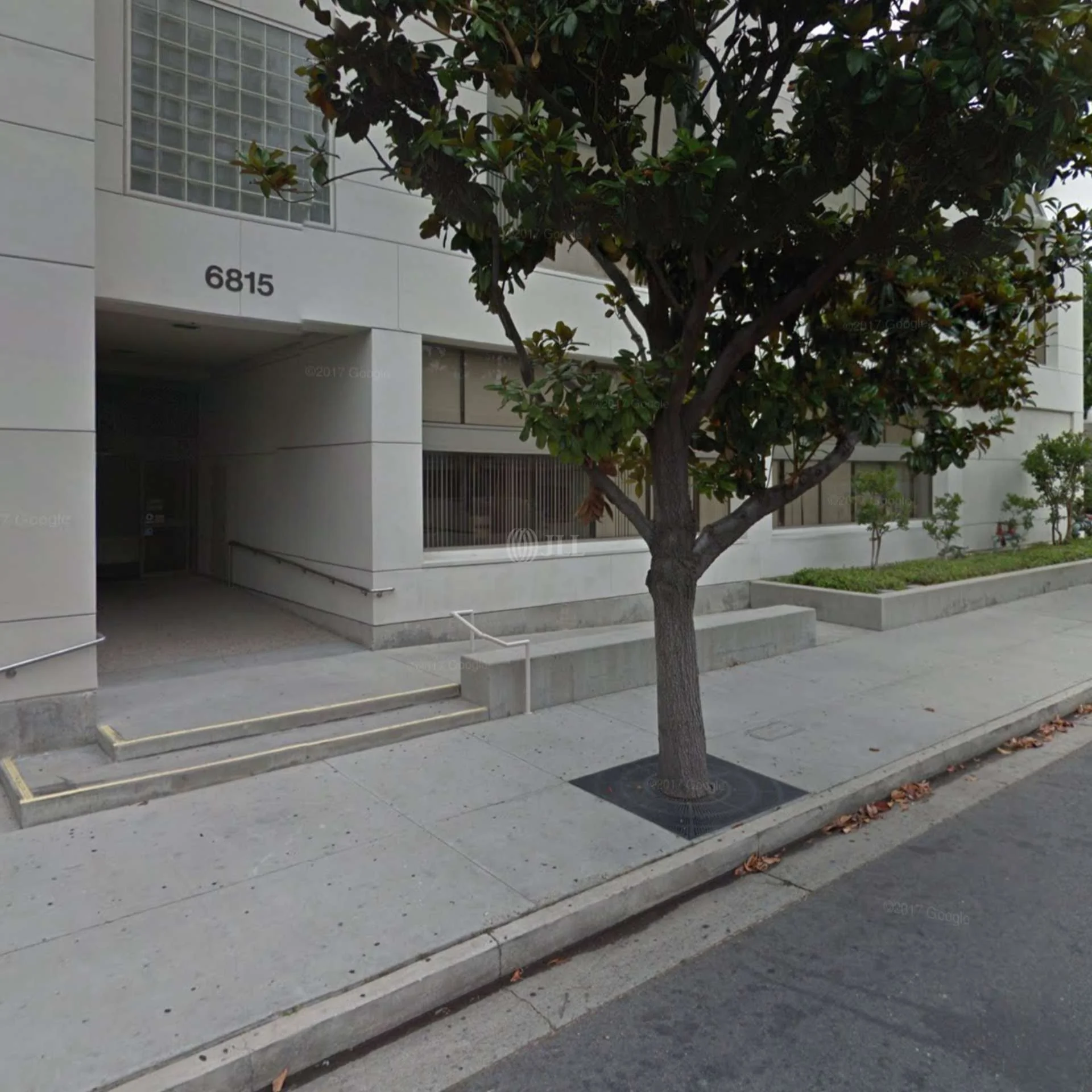 Southern California Orthopedic Institute — Lease in Van Nuys, CA, photo 2 of 4