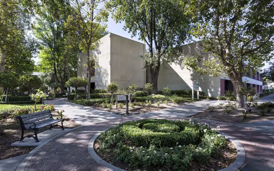 Santa Clarita Valley Medical Center Building E